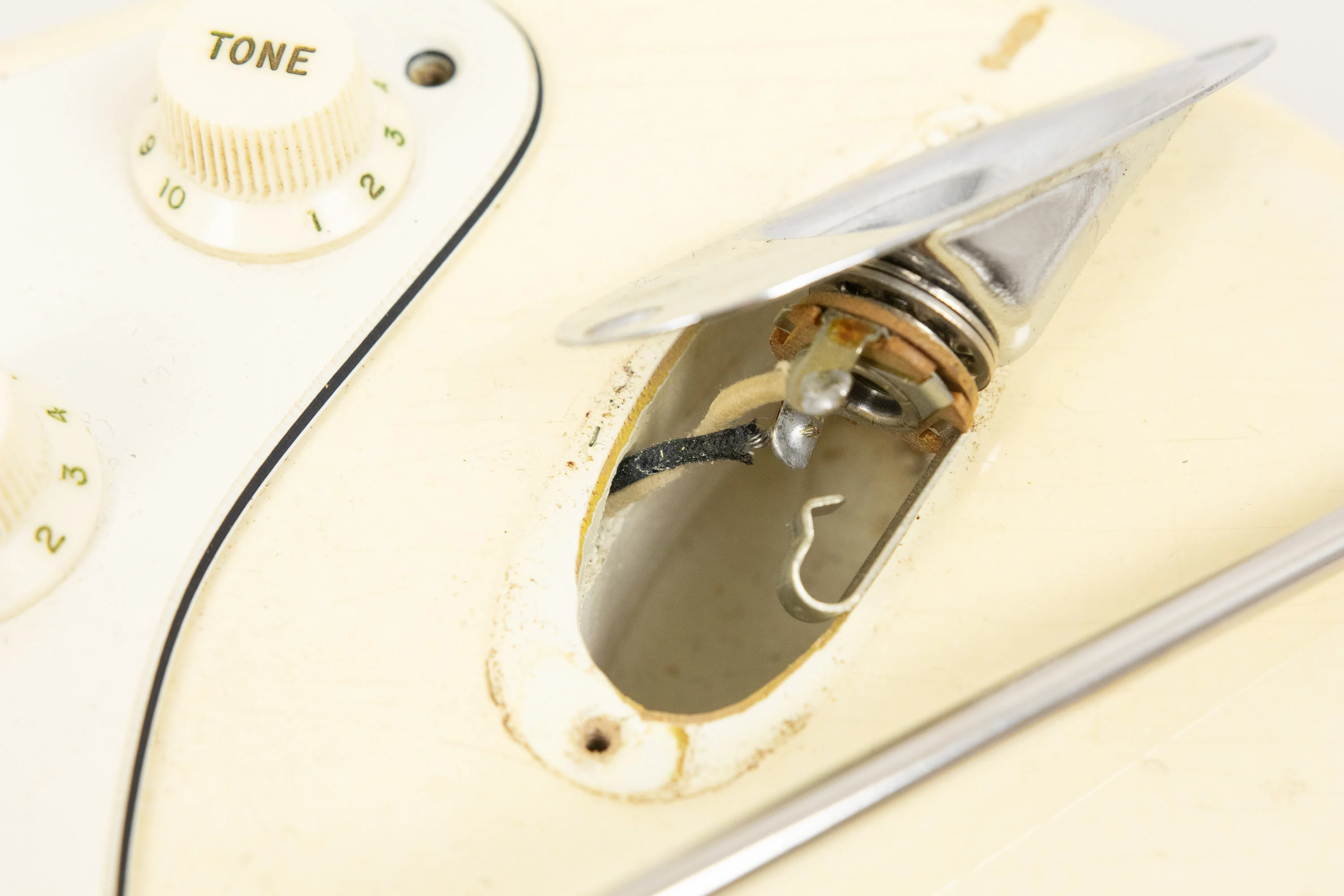 1966 Fender Stratocaster, Olympic White Refin - Image 35