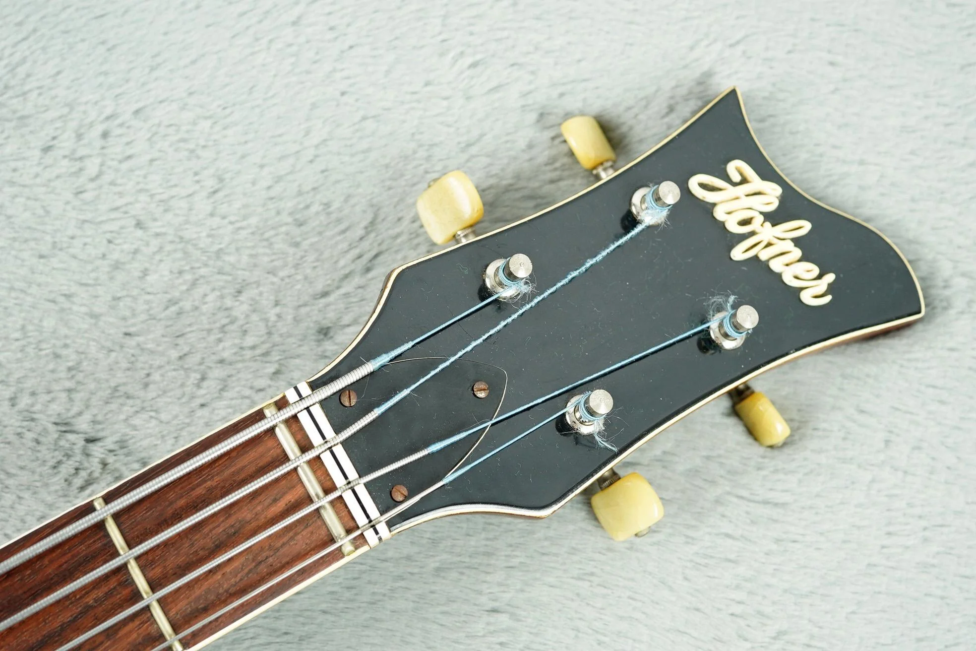 1966 Hofner Violin Bass + OHSC - Image 25