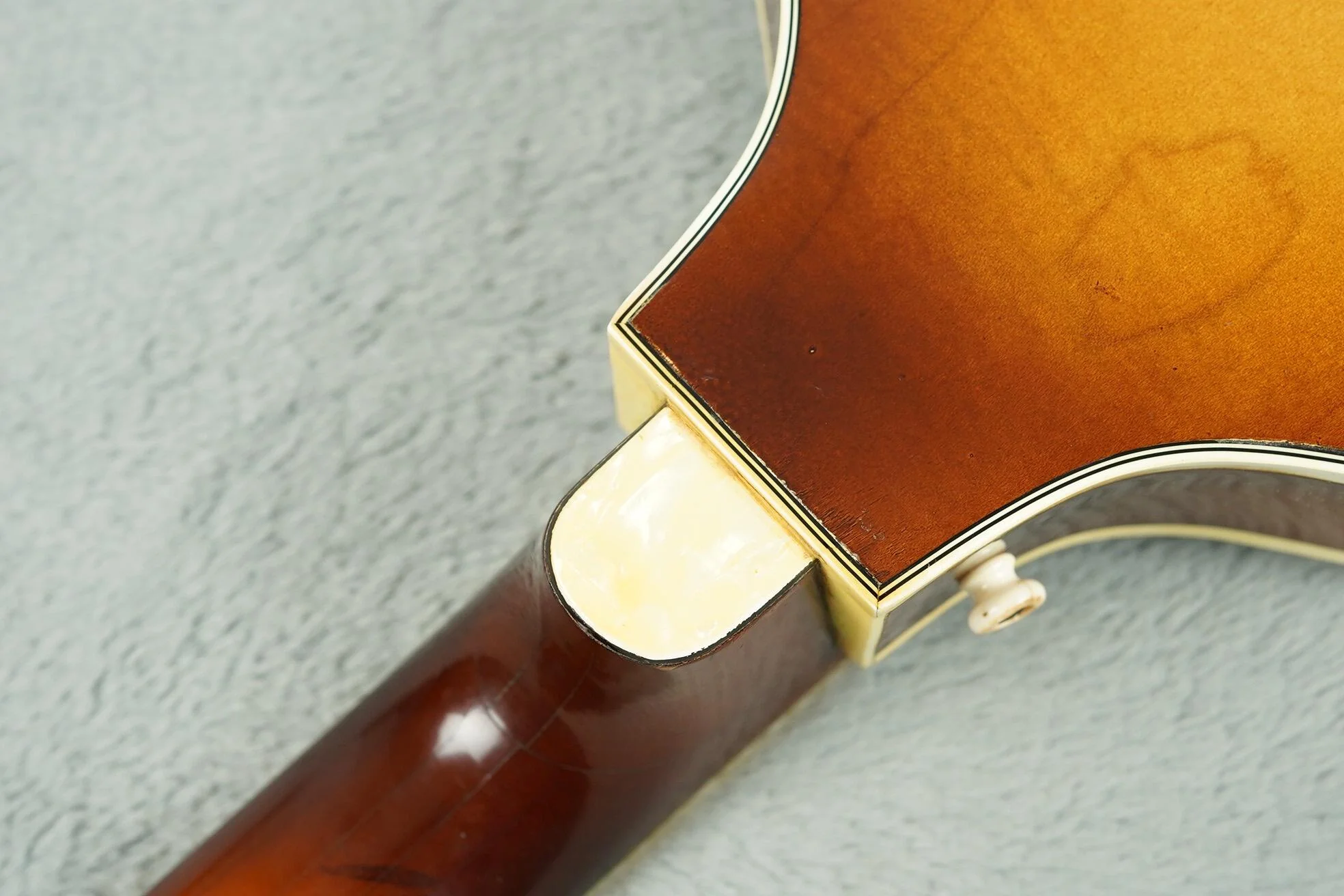 1966 Hofner Violin Bass + OHSC - Image 28