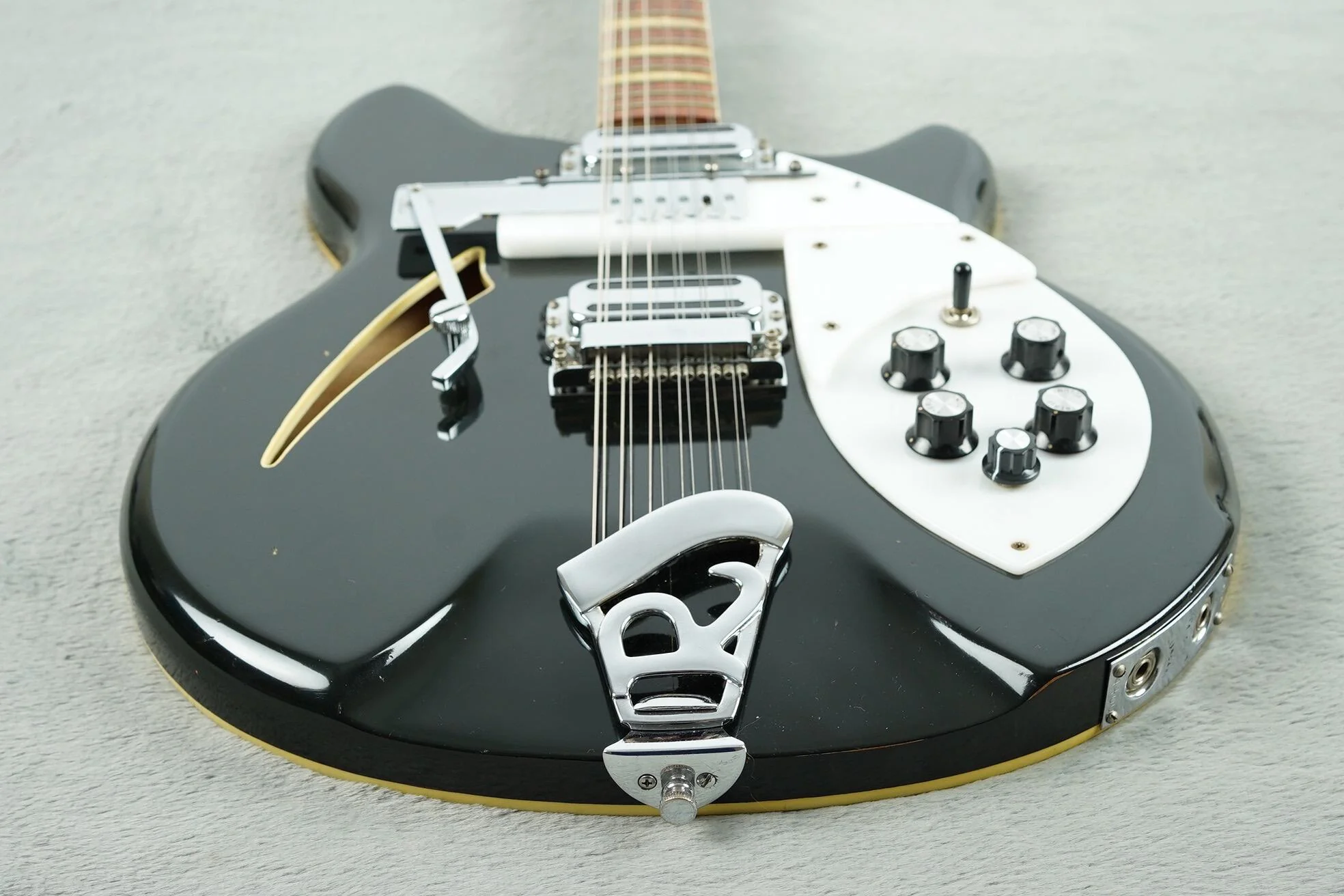 1967 Rickenbacker 366-12 Jet Glow + OHSC - Image 8