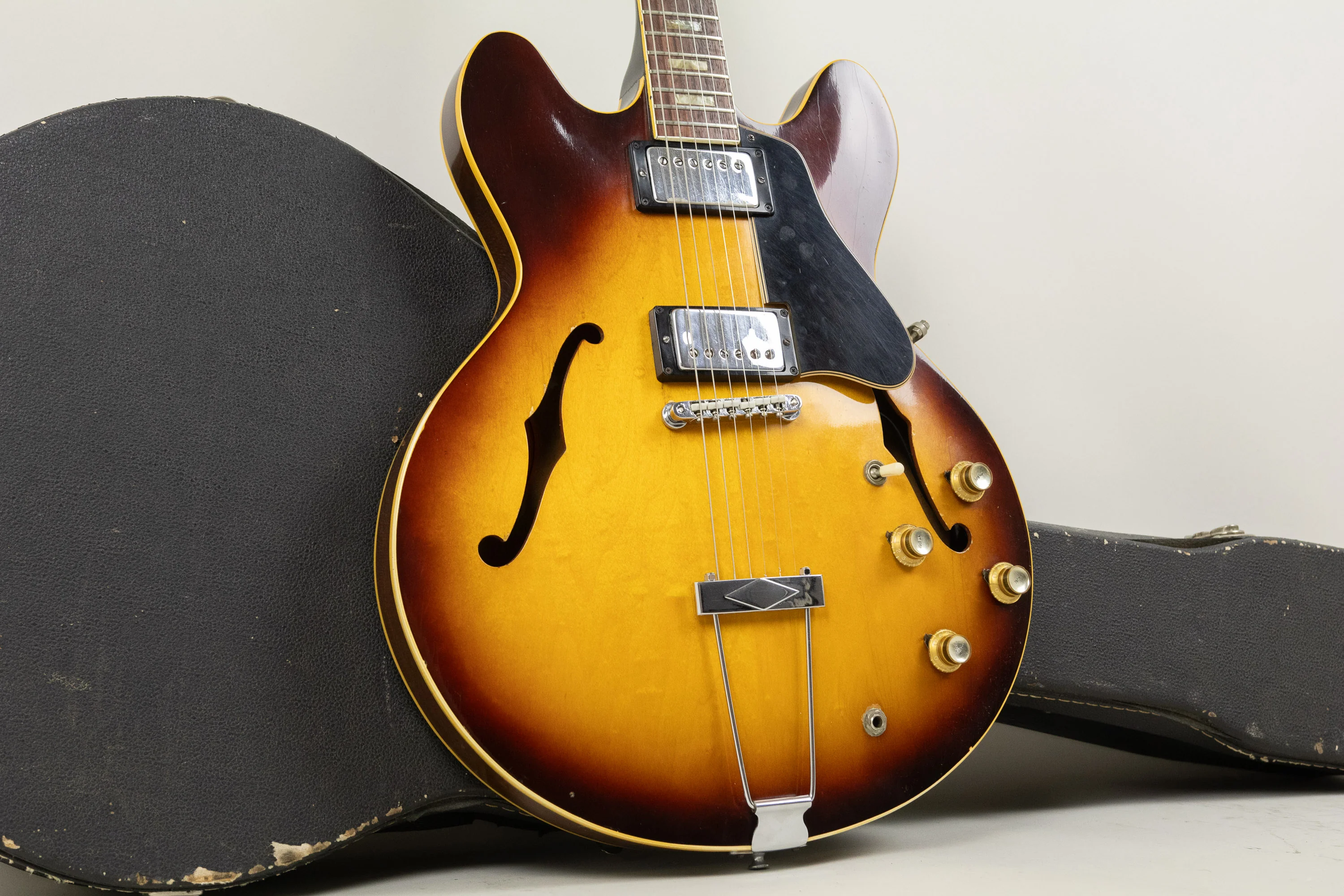 1968 Gibson ES-335TD, Sunburst - Image 2