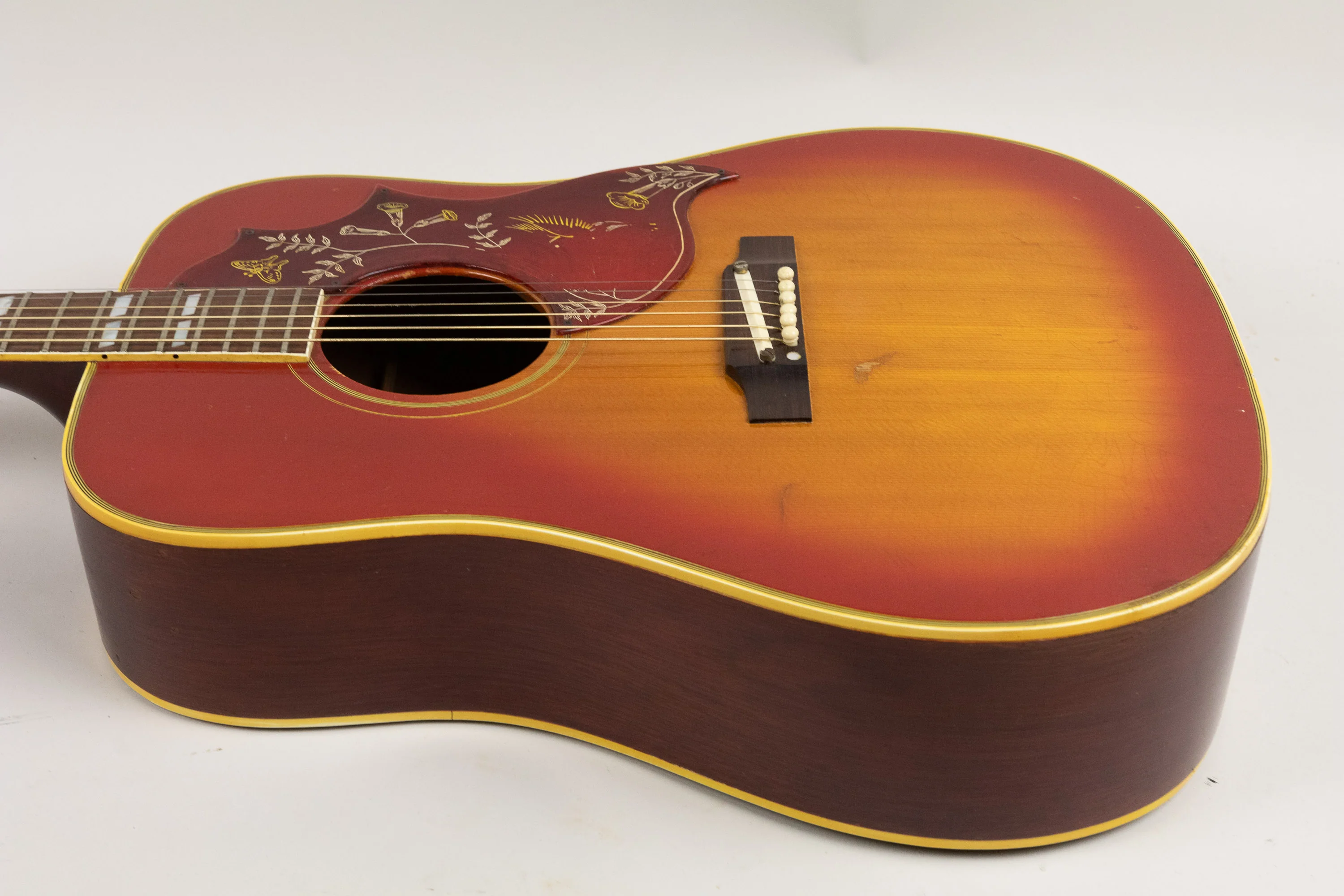 1968 Gibson Hummingbird, Sunburst - Image 27