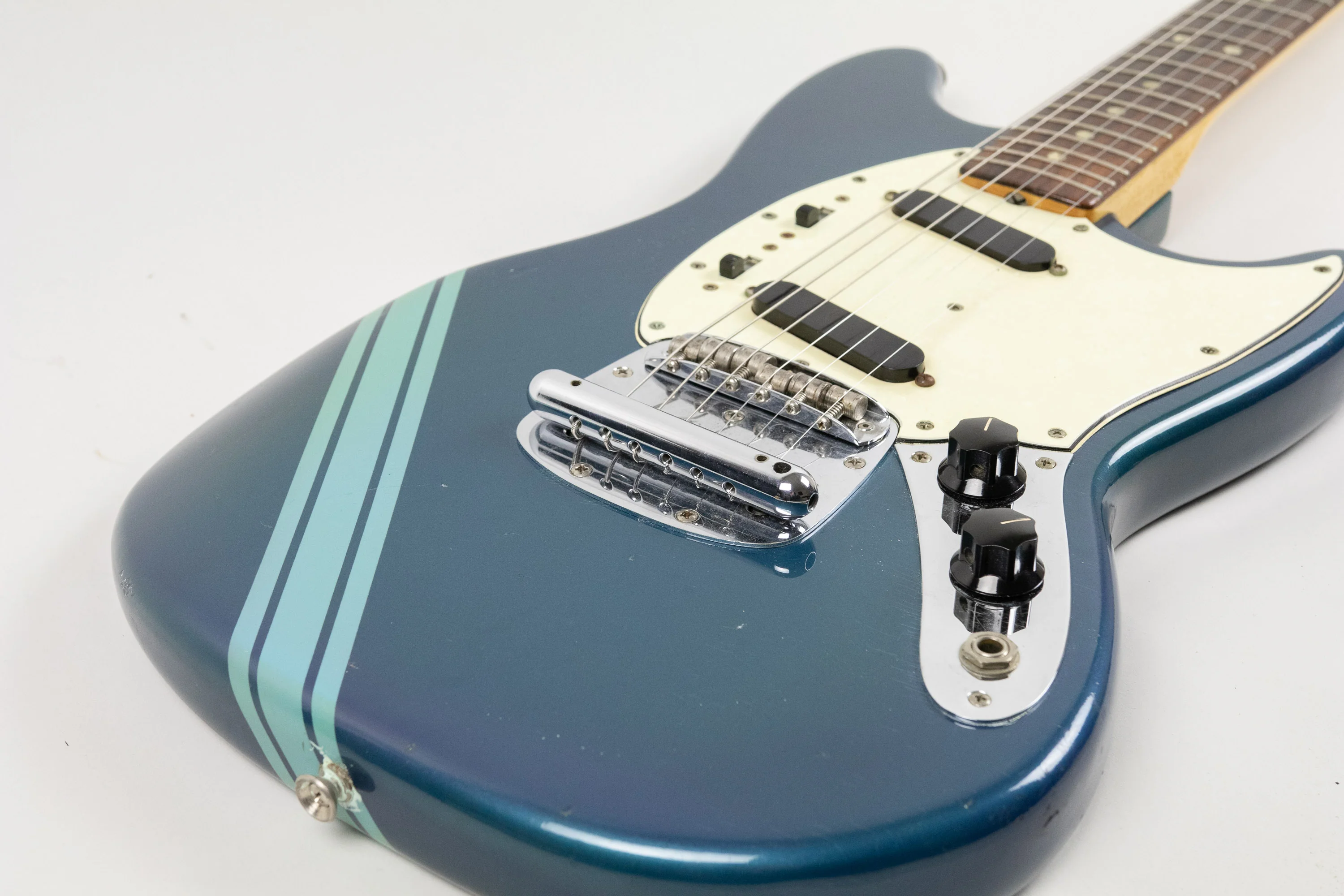 1969 Fender Mustang, Competition Burgundy - Image 11