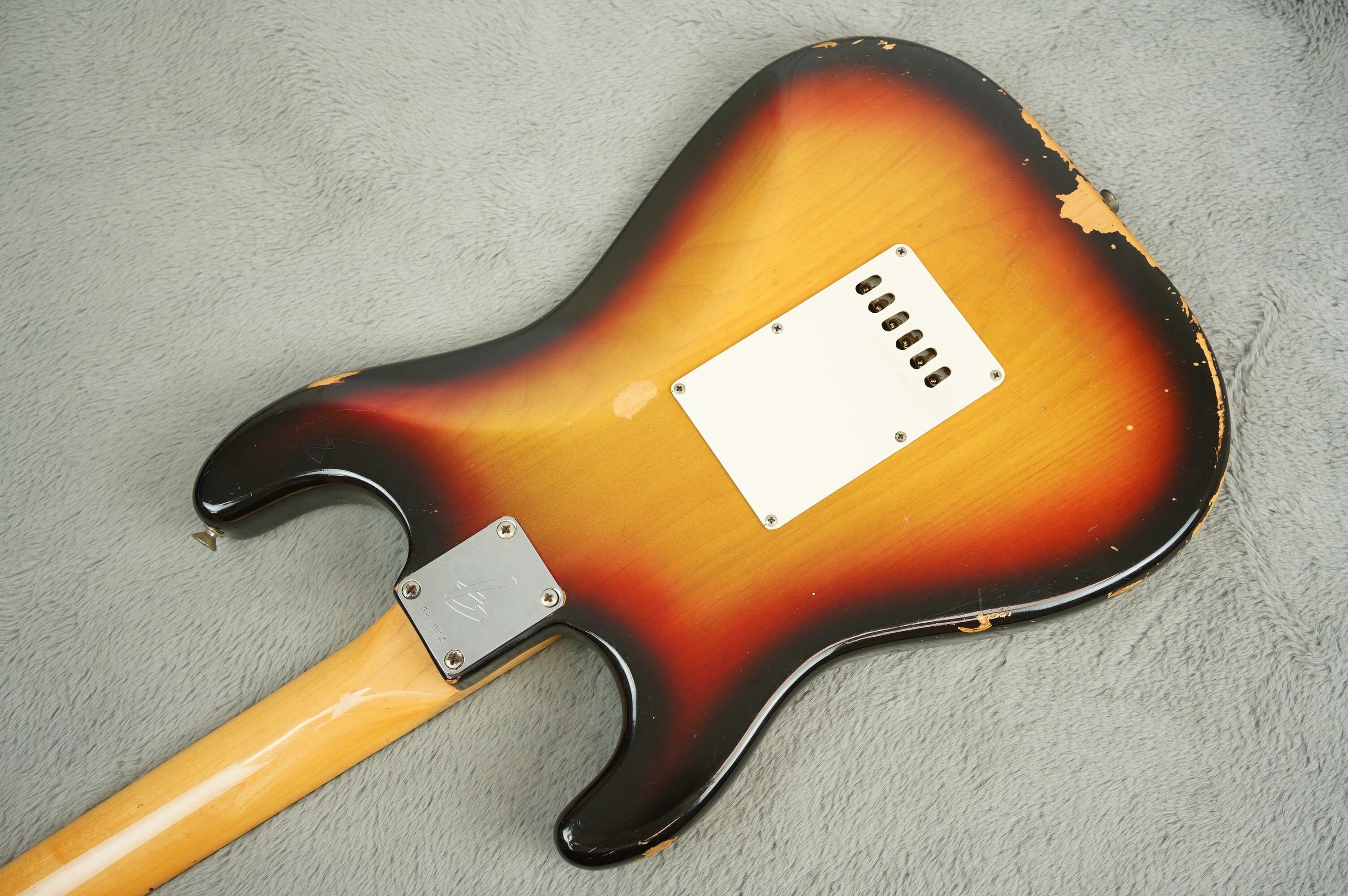 1969 Fender Stratocaster, Sunburst - Image 37