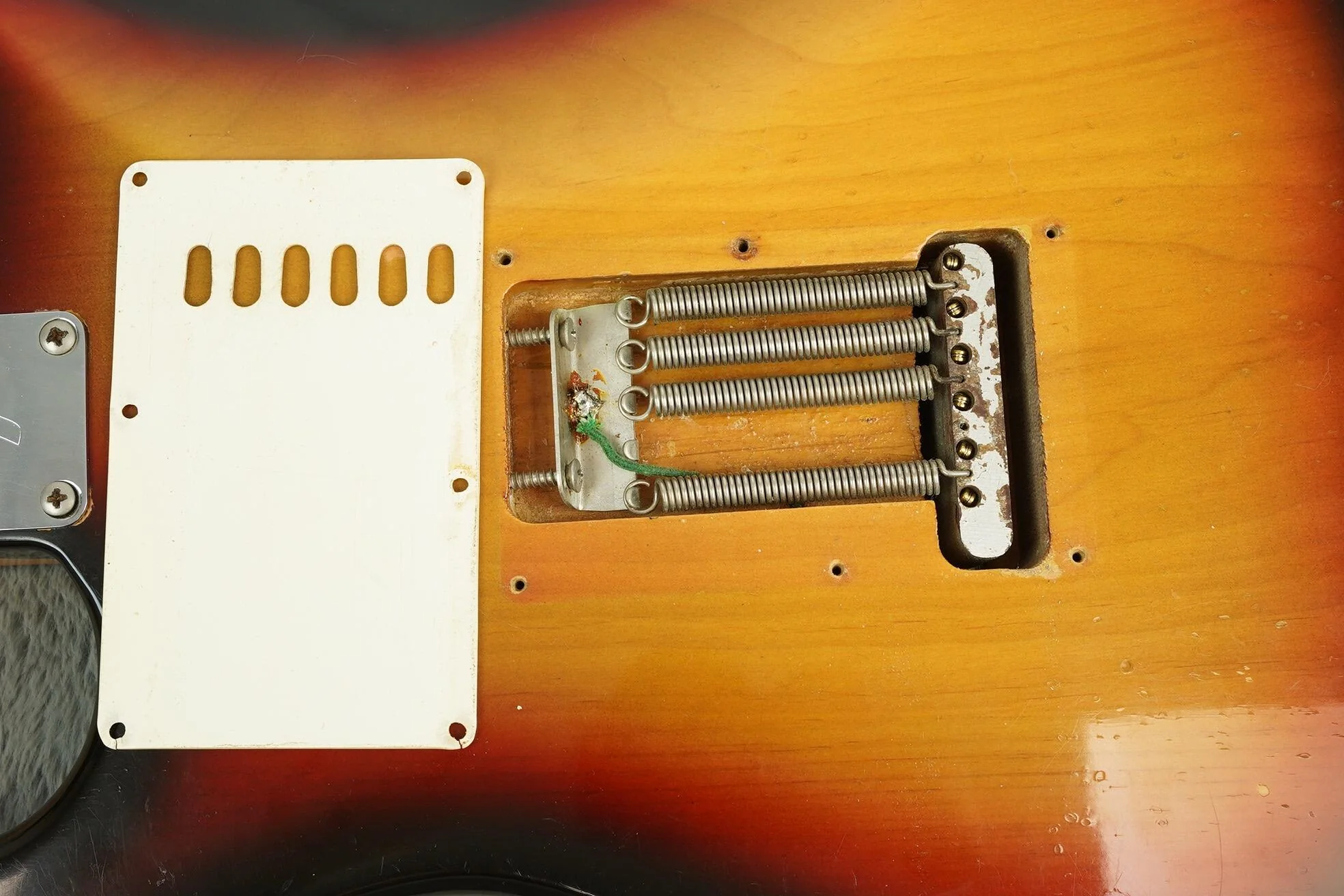 1969 Fender Stratocaster, Sunburst - Image 39