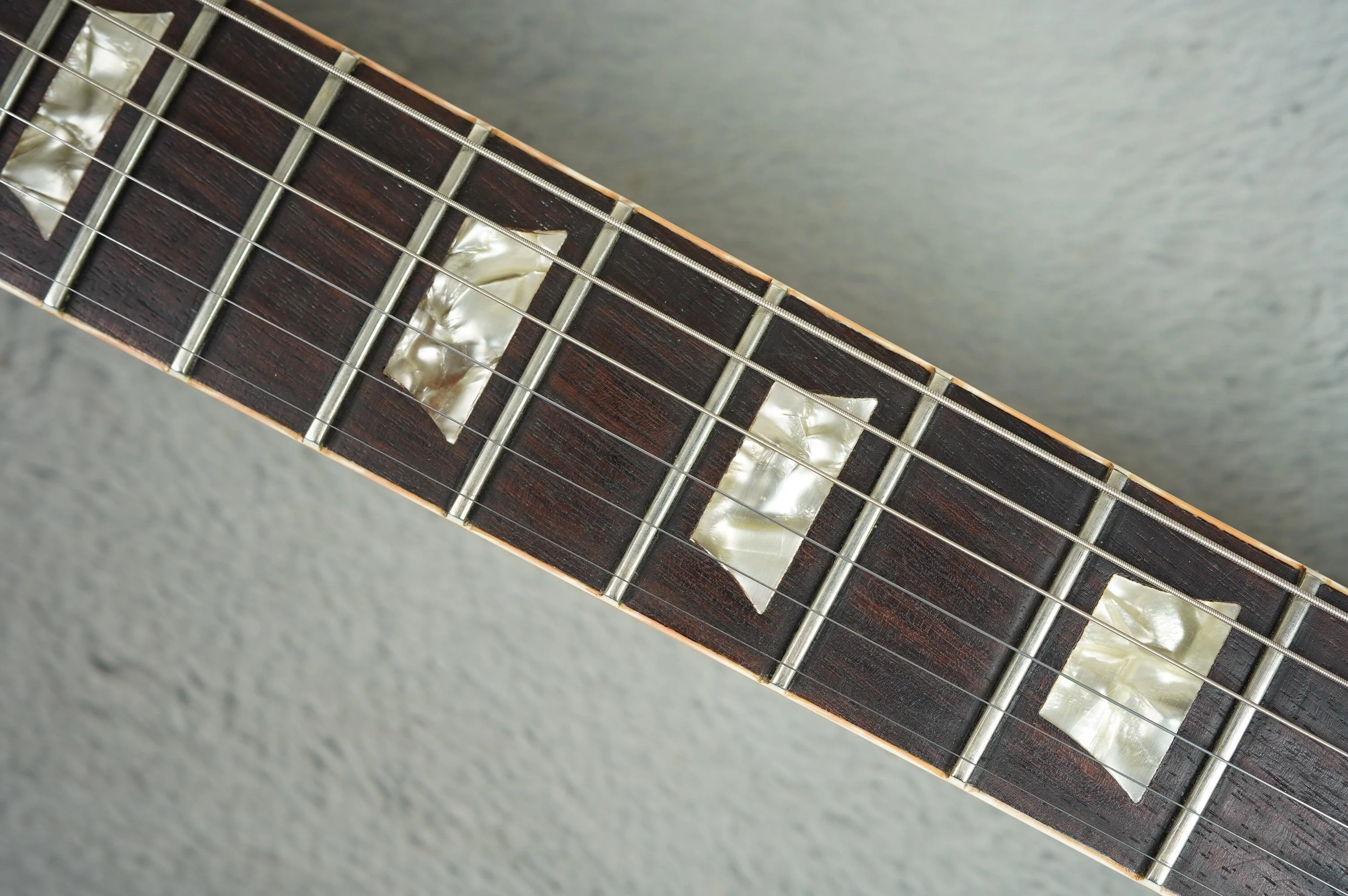 1970 Gibson Les Paul Deluxe top refin + HSC - Image 12