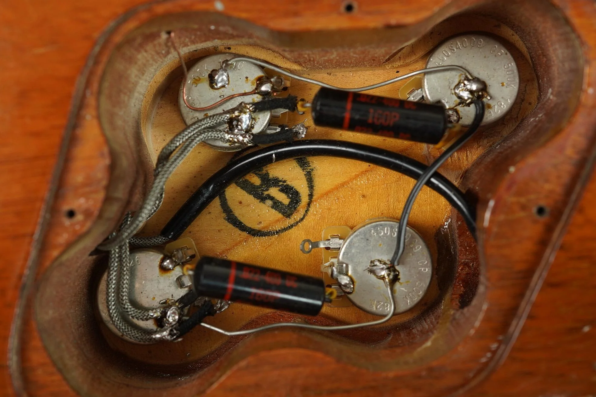 1970 Gibson Les Paul Deluxe top refin + HSC - Image 33