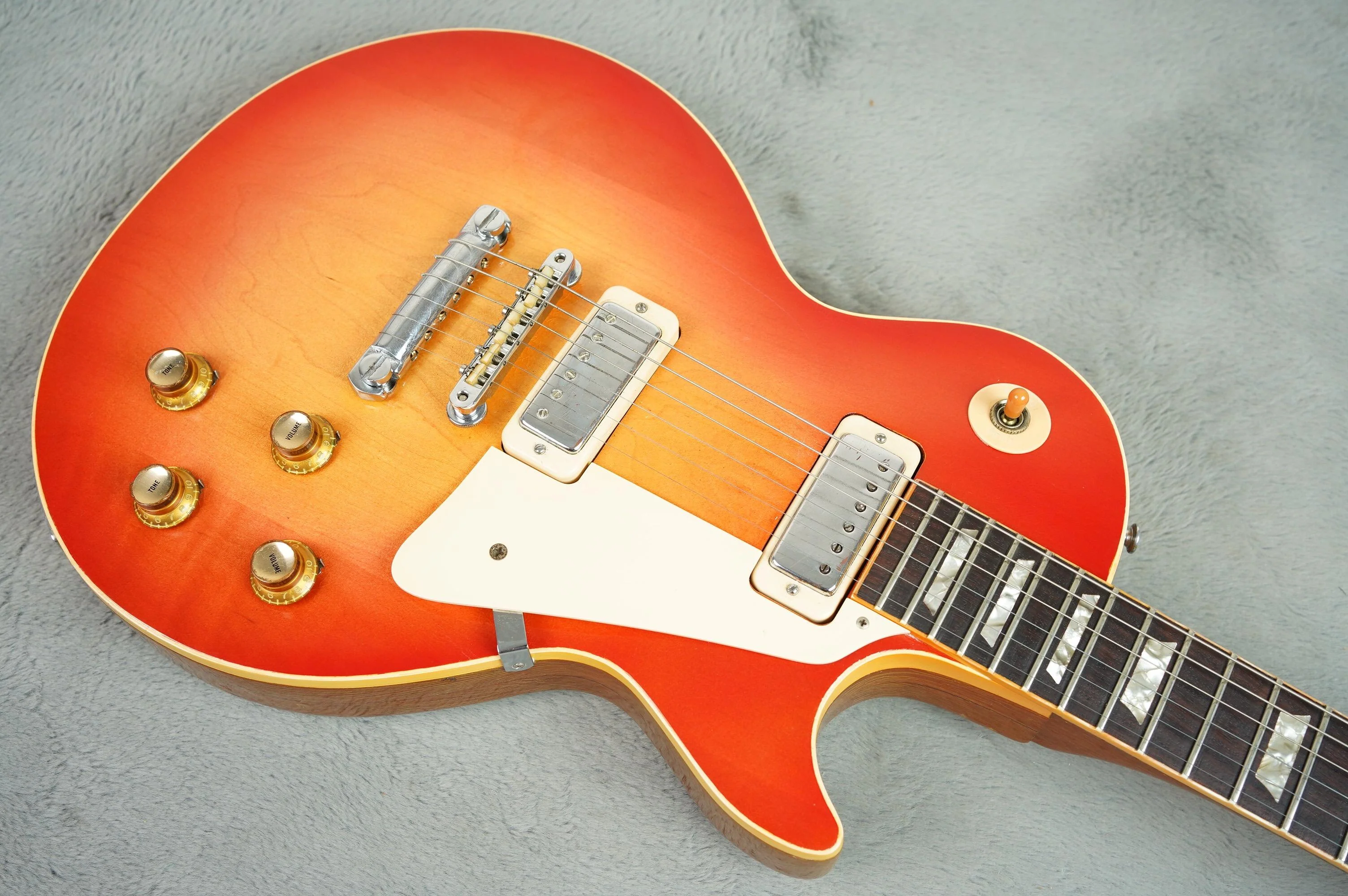 1970 Gibson Les Paul Deluxe top refin + HSC - Image 4