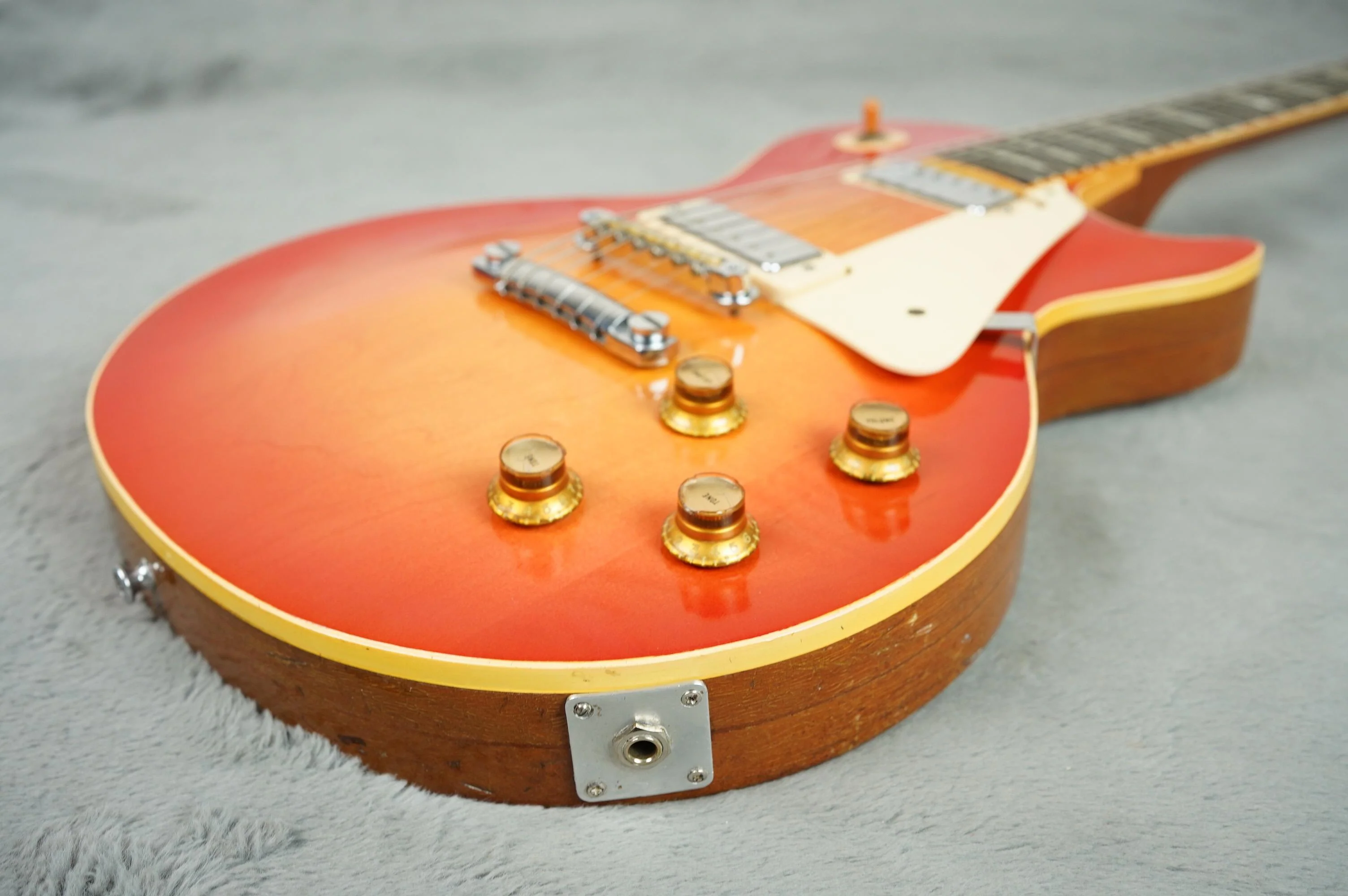 1970 Gibson Les Paul Deluxe top refin + HSC - Image 9
