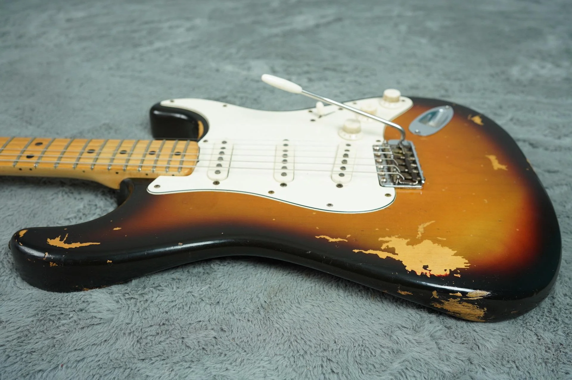 1971 Fender Stratocaster 4 bolt neck + OHSC - Image 8