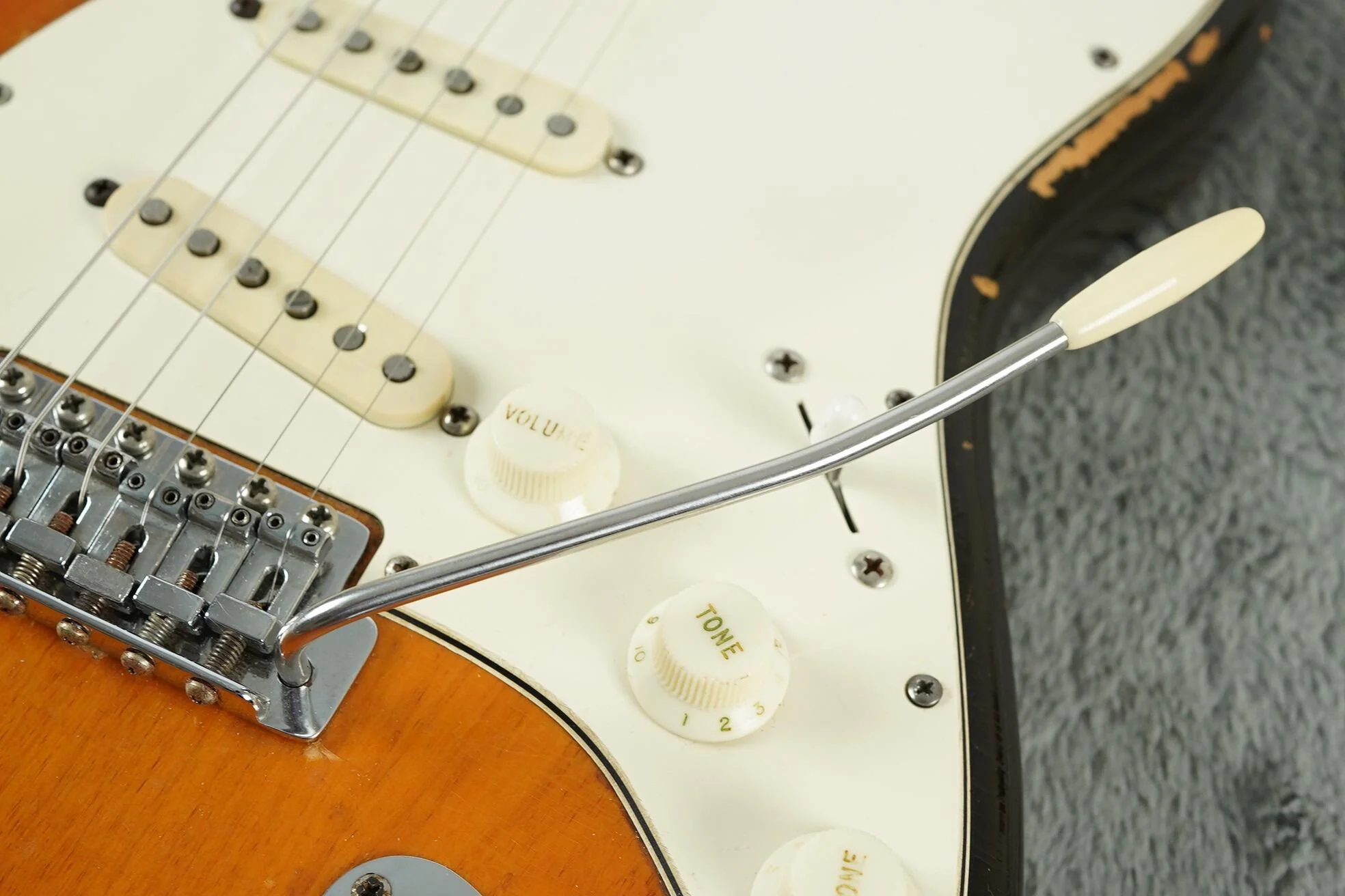 1972 Fender Stratocaster, Sunburst + OHSC + TAGS - Image 18