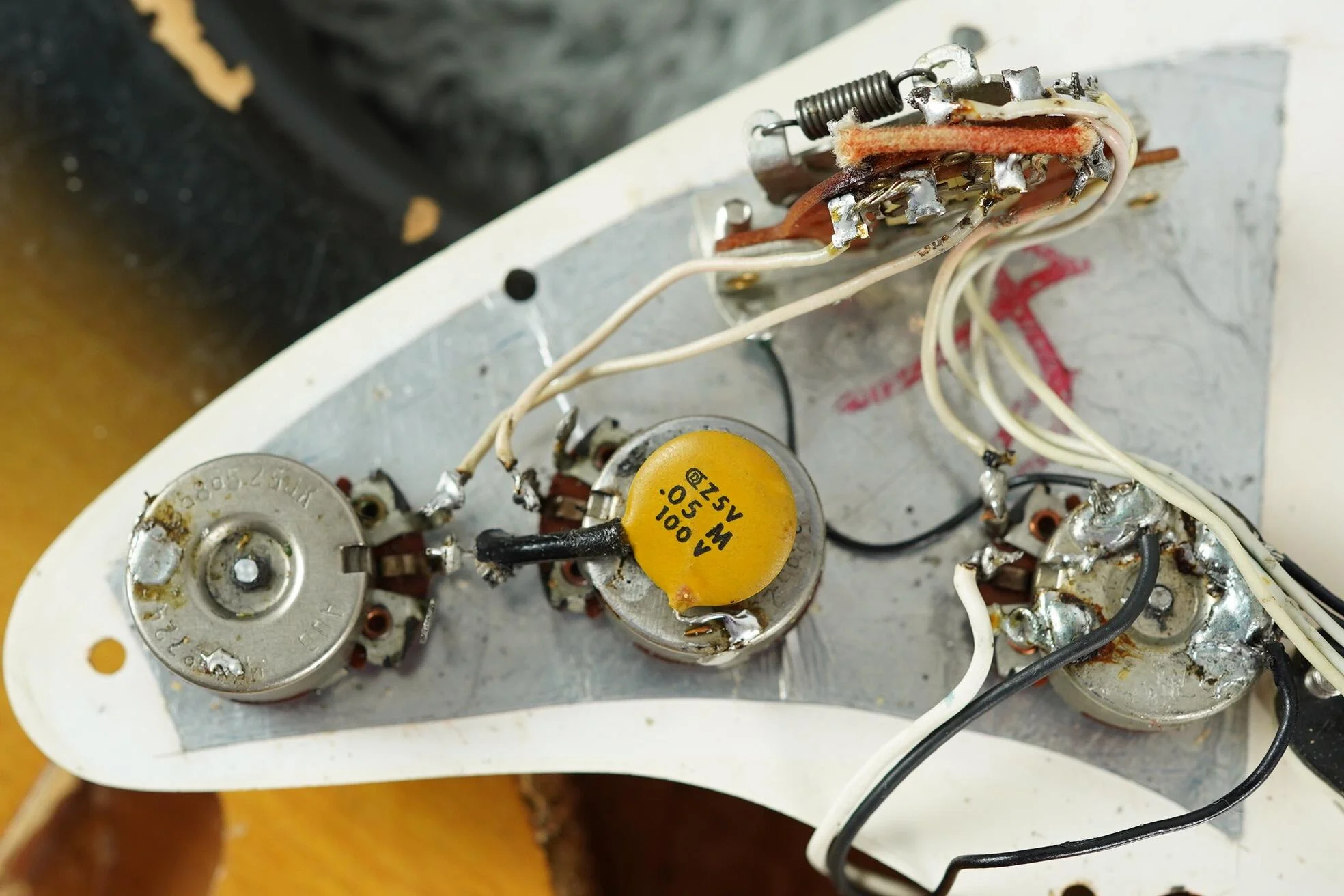 1972 Fender Stratocaster, Sunburst + OHSC + TAGS - Image 40
