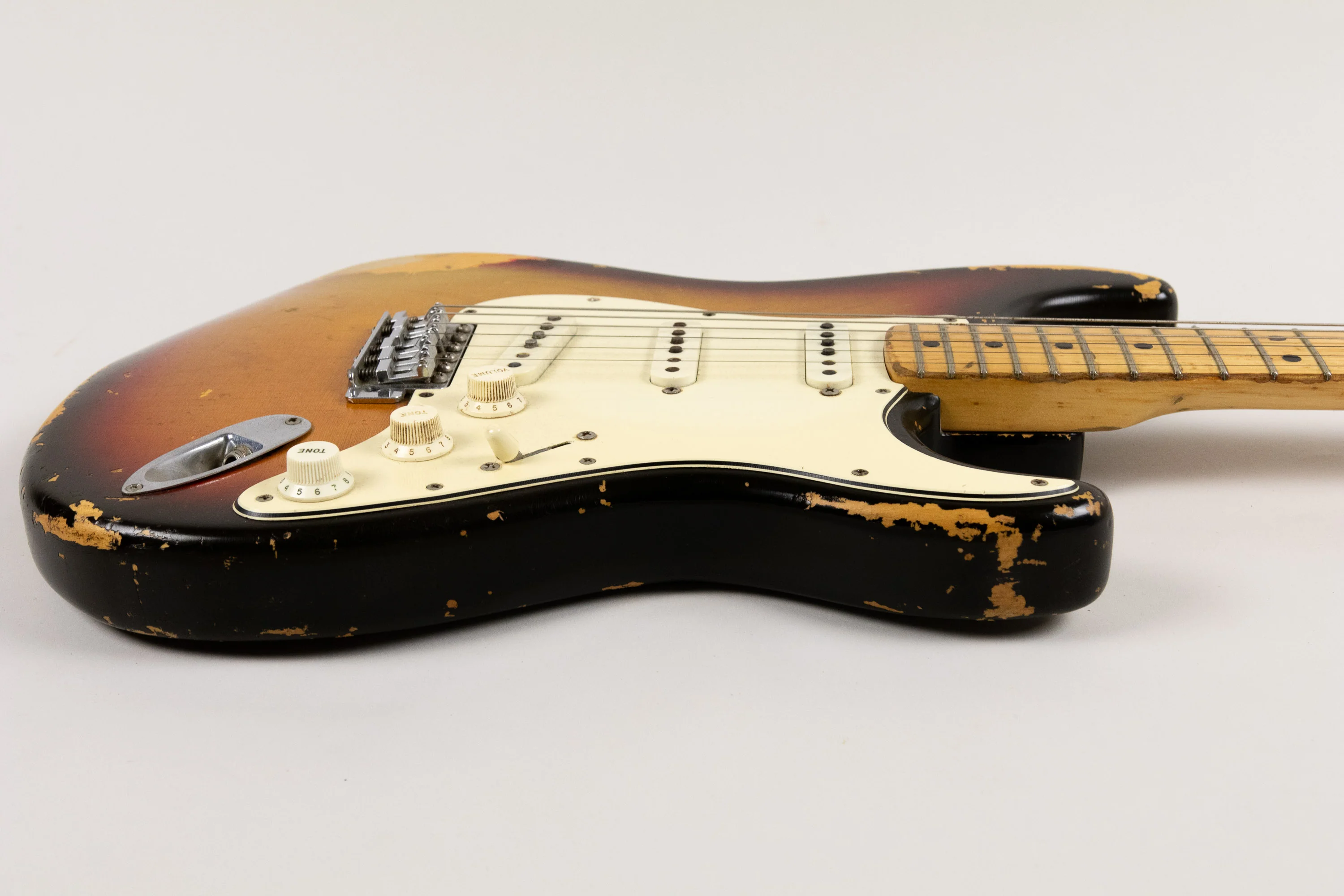 1973 Fender Stratocaster, Sunburst - Image 13