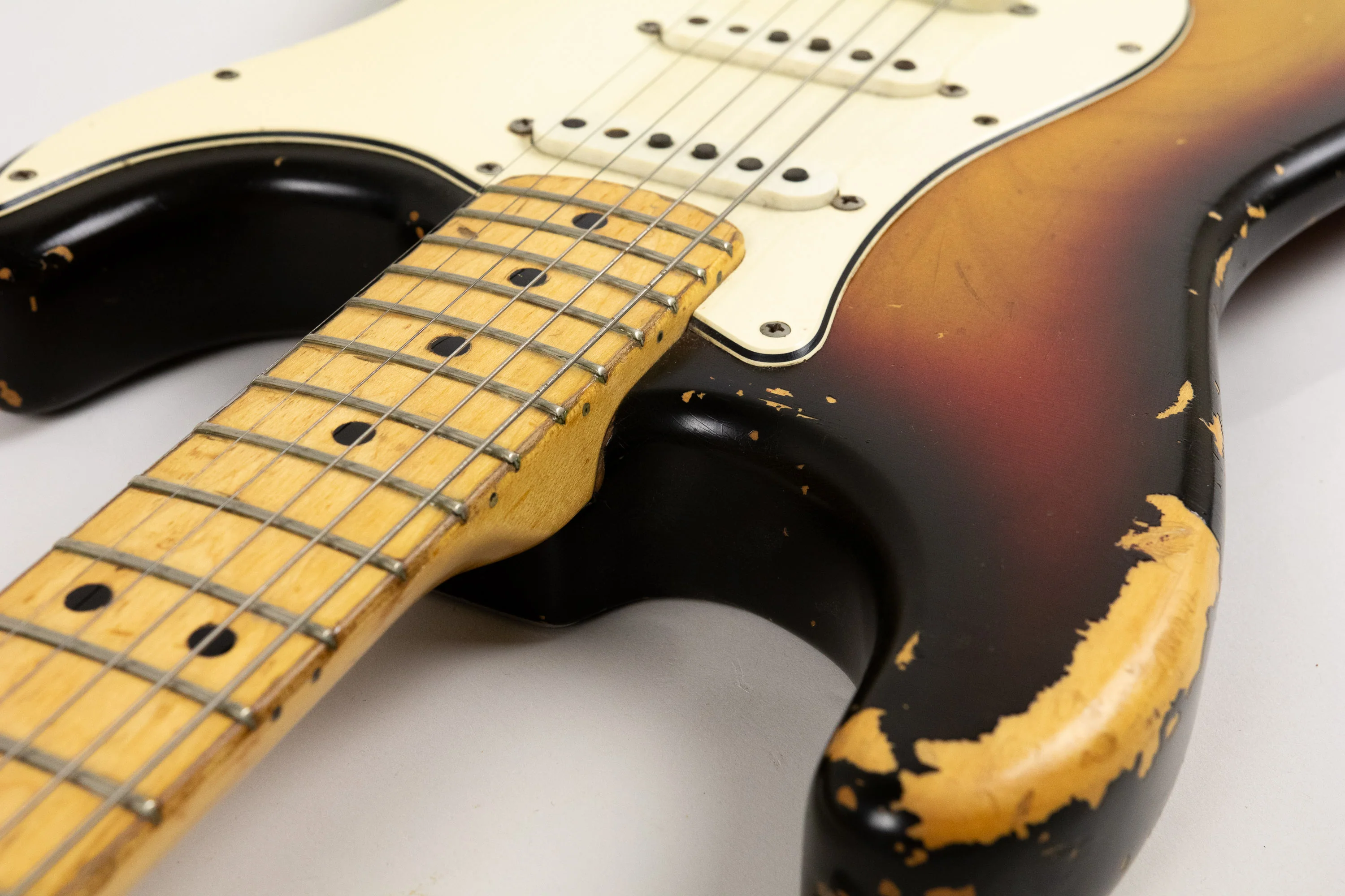 1973 Fender Stratocaster, Sunburst - Image 25