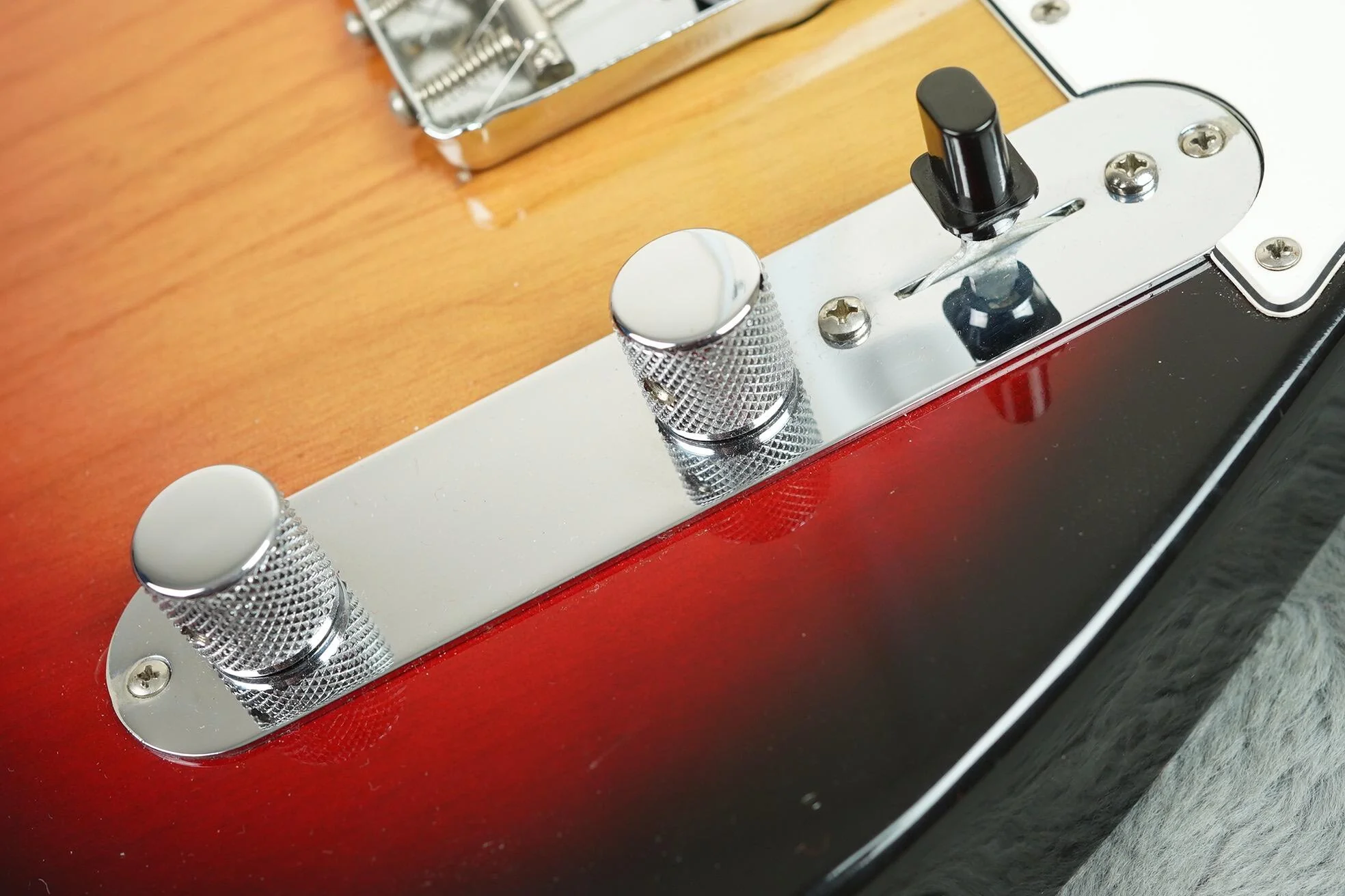 1975 Fender Telecaster MINT + OHSC - Image 32