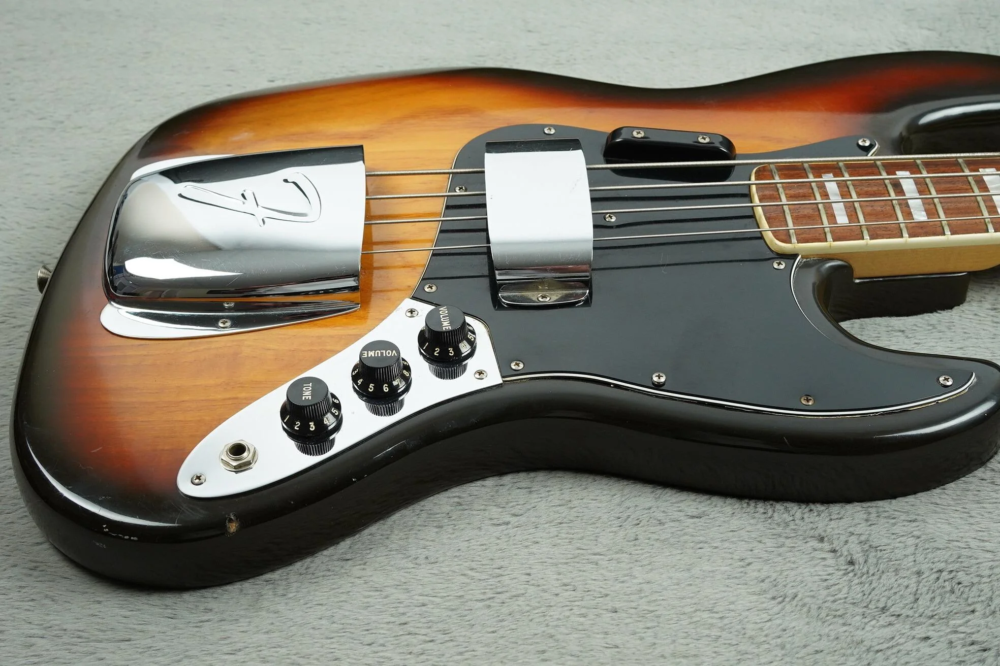 1978 Fender Jazz Bass, Sunburst - Image 8