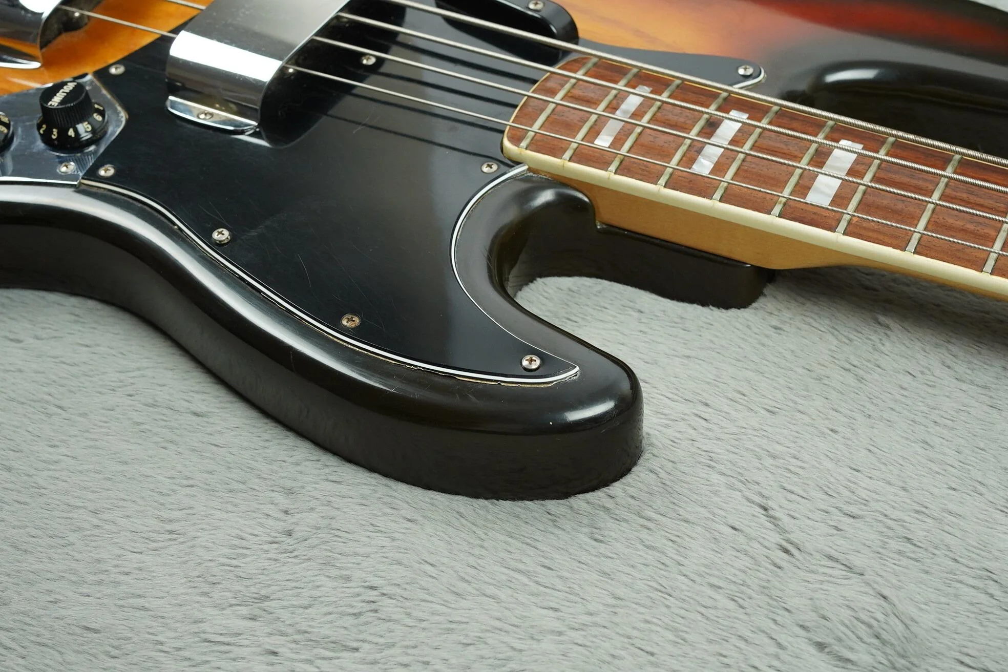 1978 Fender Jazz Bass, Sunburst - Image 9