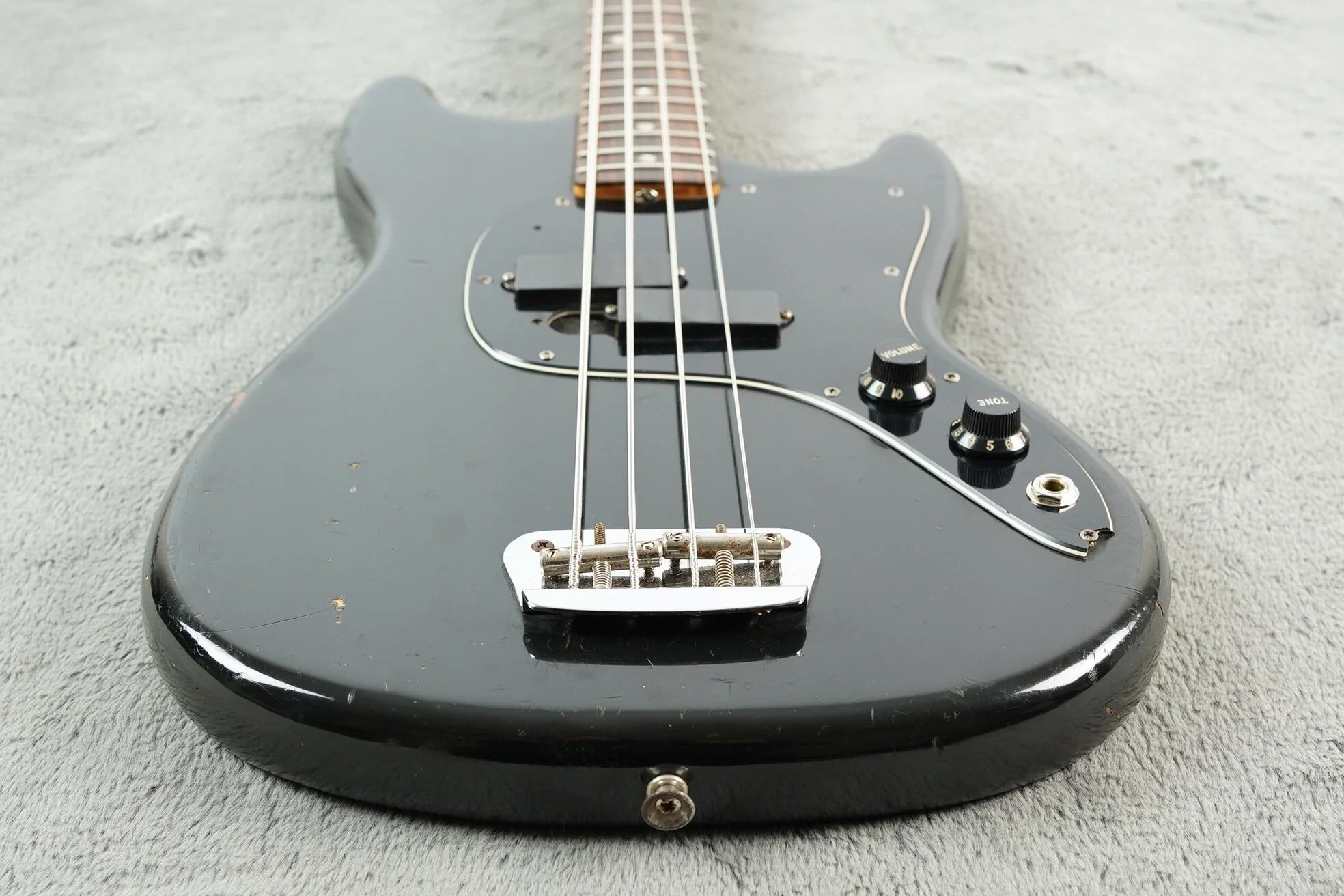 1978 Fender Musicmaster Bass + HSC - Image 4