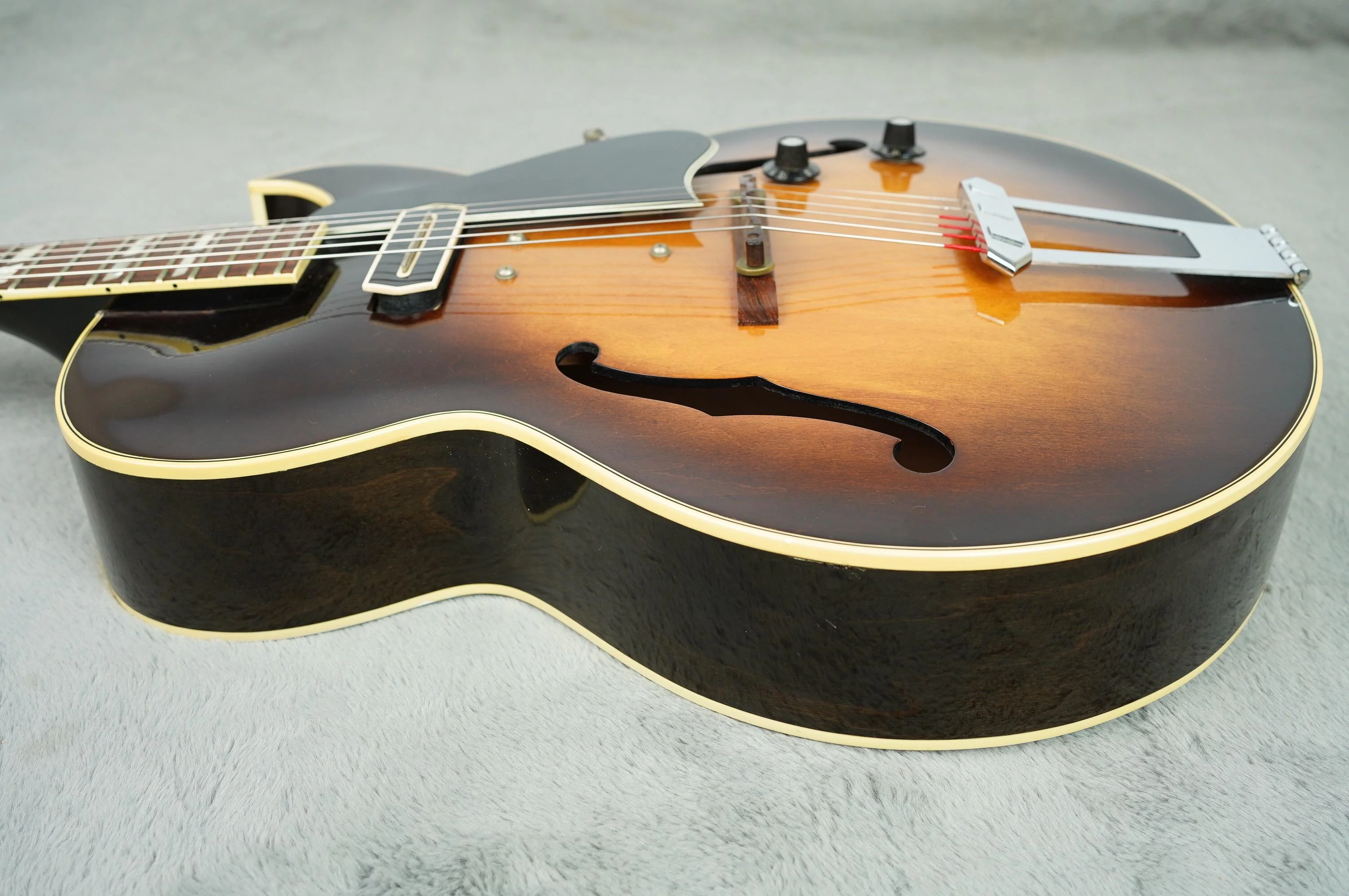 1979 Gibson ES-175 CC, Sunburst + OHSC - Image 11