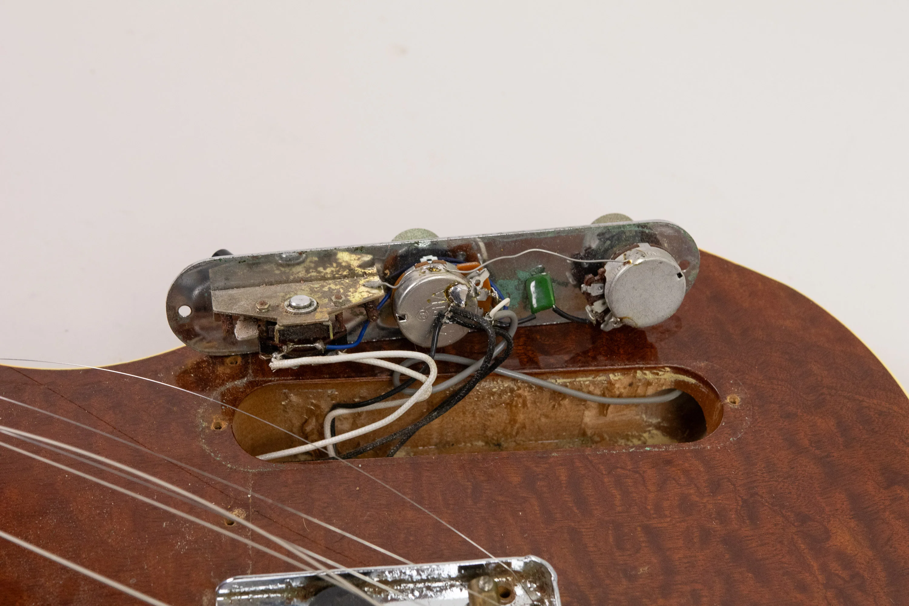 1985 Tokai Breezysound TTE60 TM - Image 43