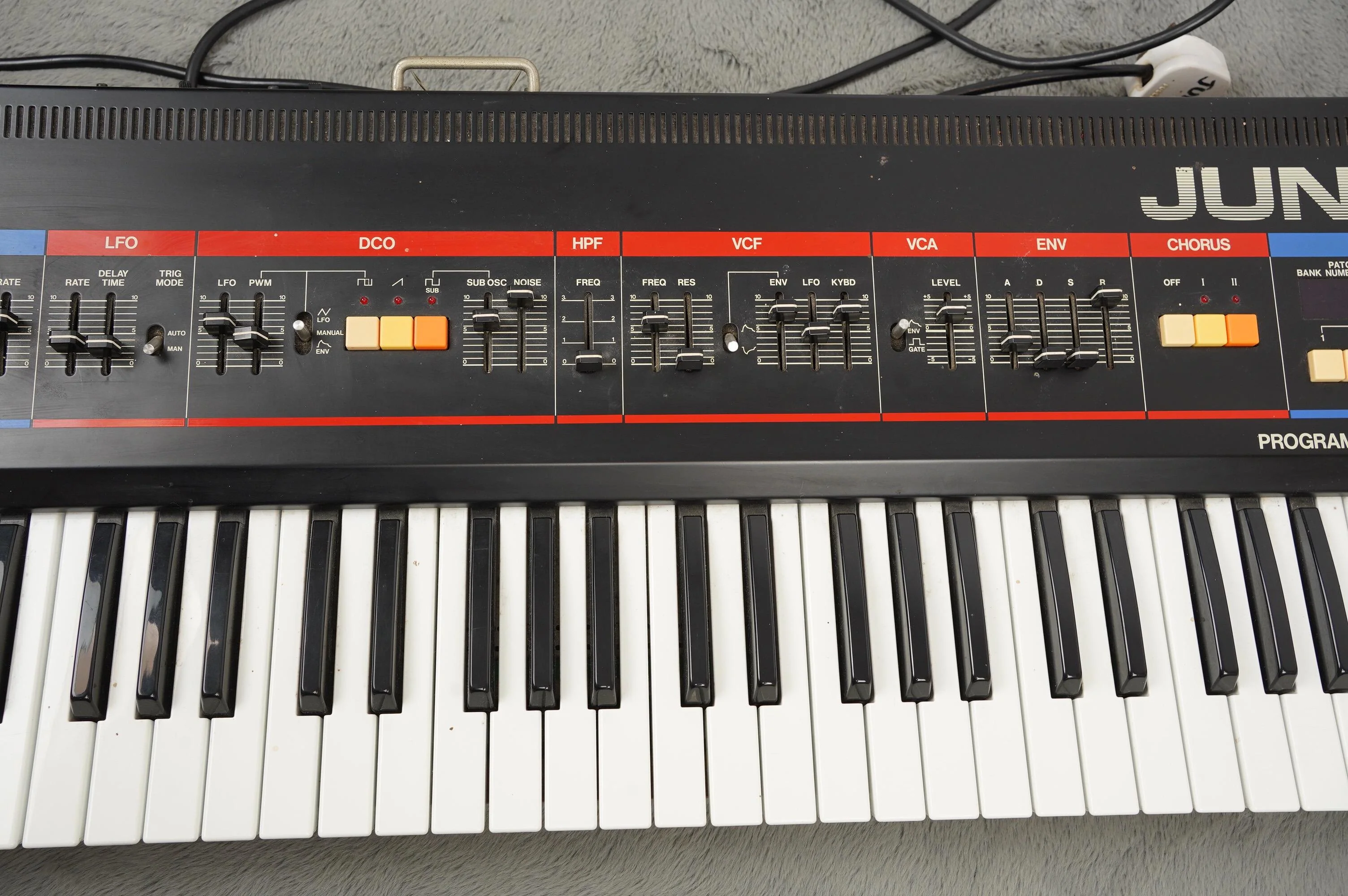 1987 Circa Roland Juno Synthesiser ex-Martin Barre Jethro Tull - Image 4