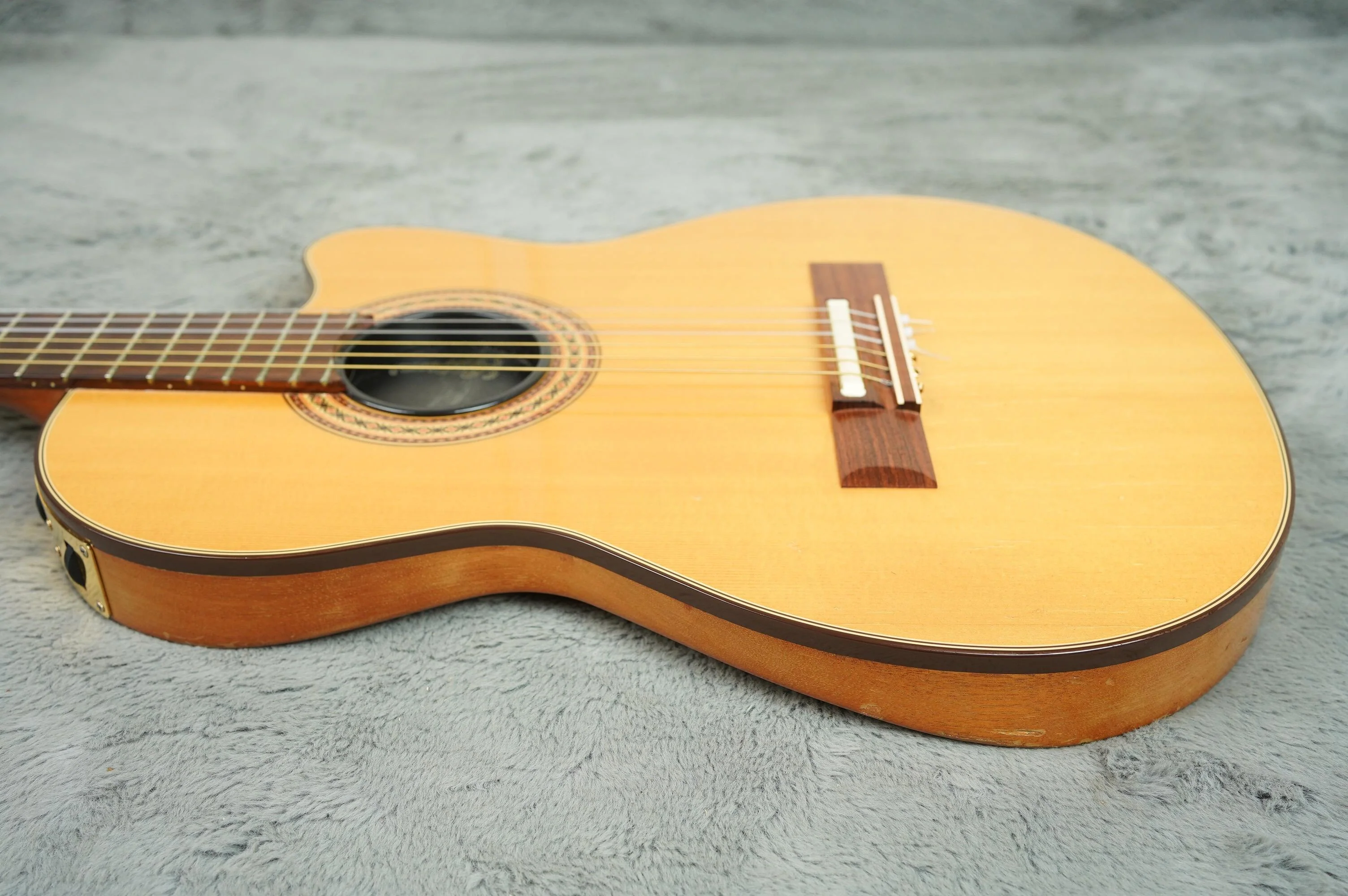 1989 Gibson Chet Atkins CE + OHSC - Image 11