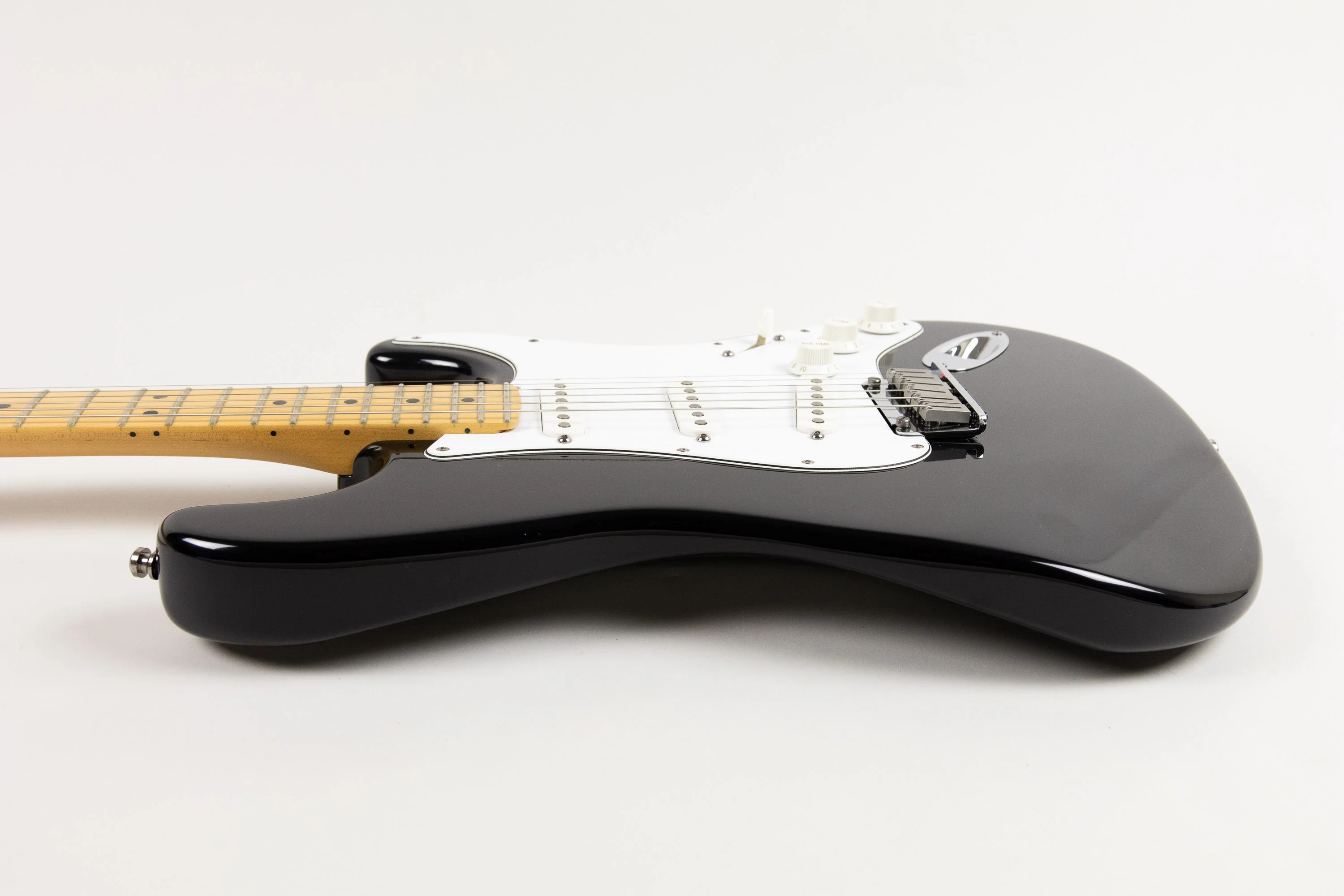 1995 Fender Stratocaster, Black - Image 16