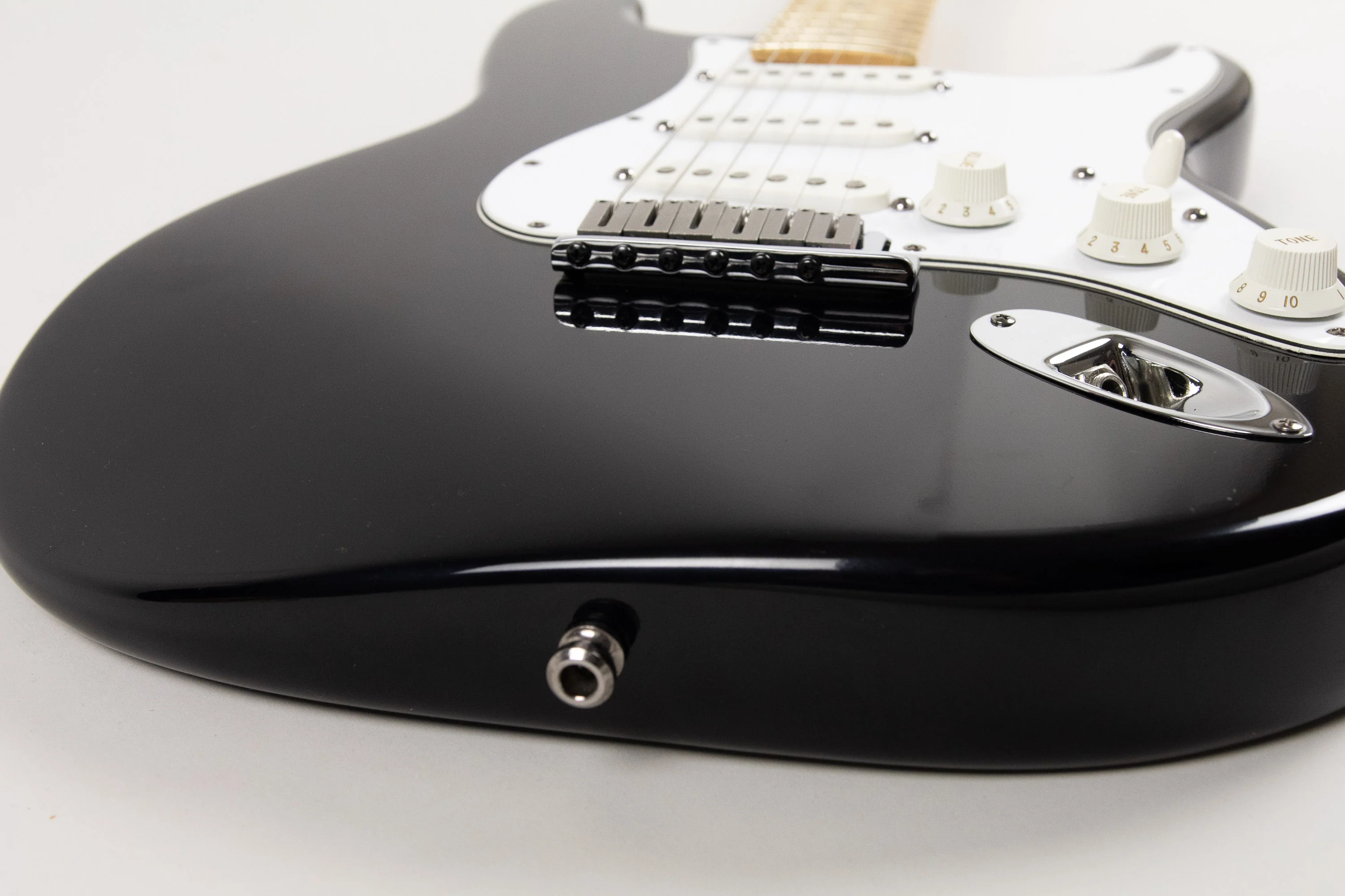 1995 Fender Stratocaster, Black - Image 9