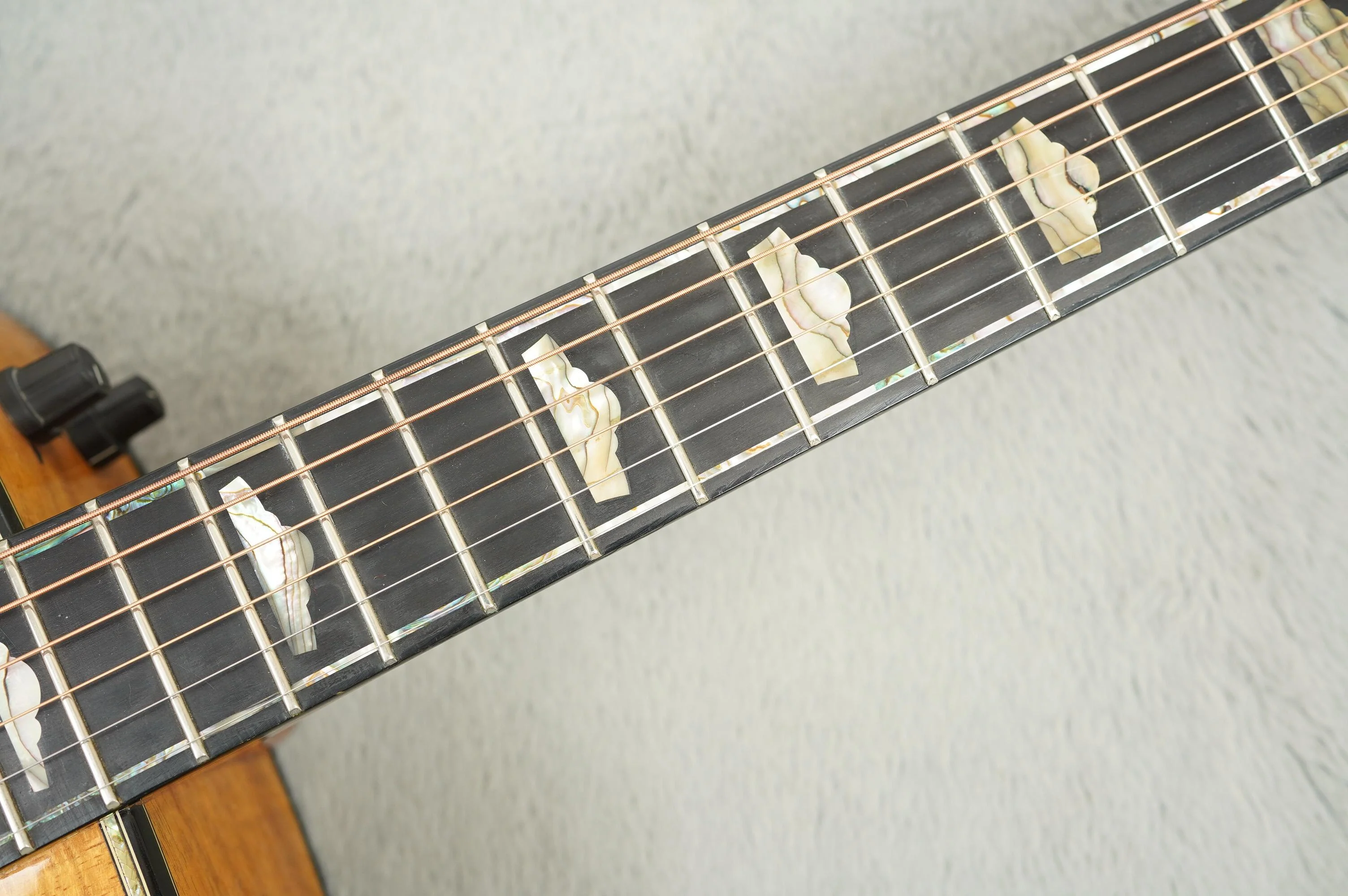 1996 Guild DK-70NT Peacock | Ace - Skunk Anansie Collection - Image 20