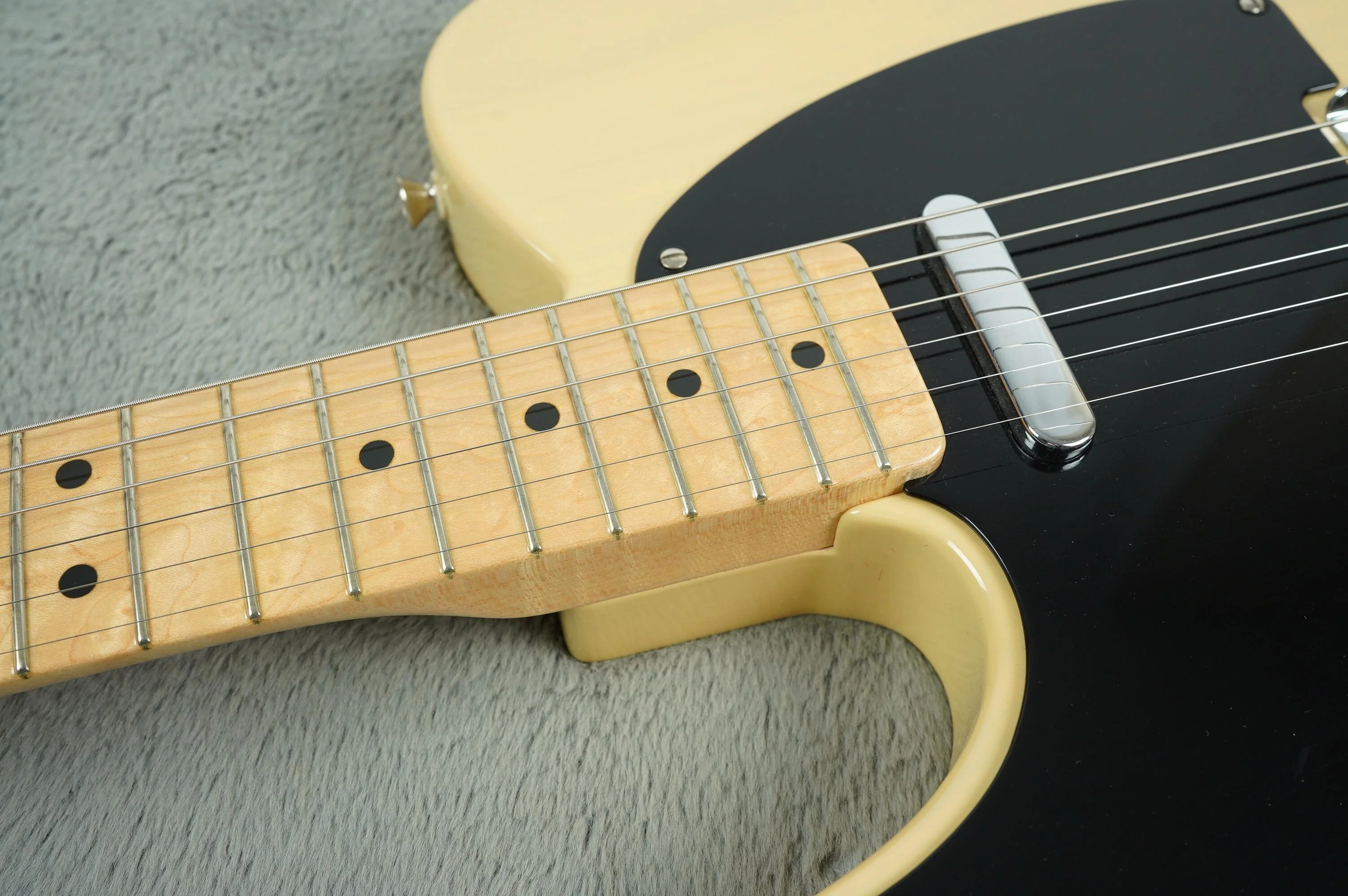1998 Fender Custom Shop '52 Reissue Telecaster, Blonde, Lefty - Image 13
