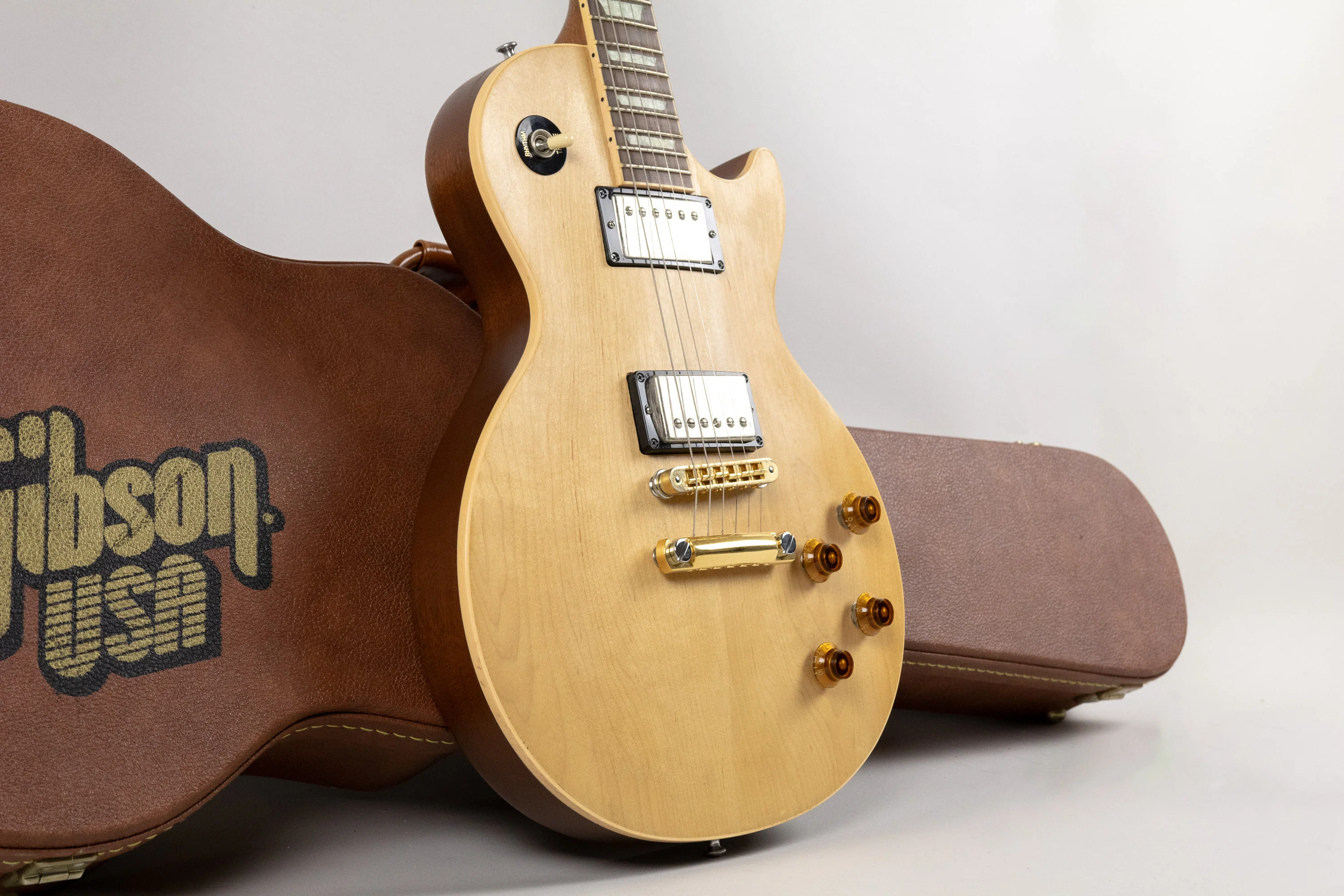 2000 Gibson Les Paul - Rare Dealer Pickup Demo Model! - Image 4