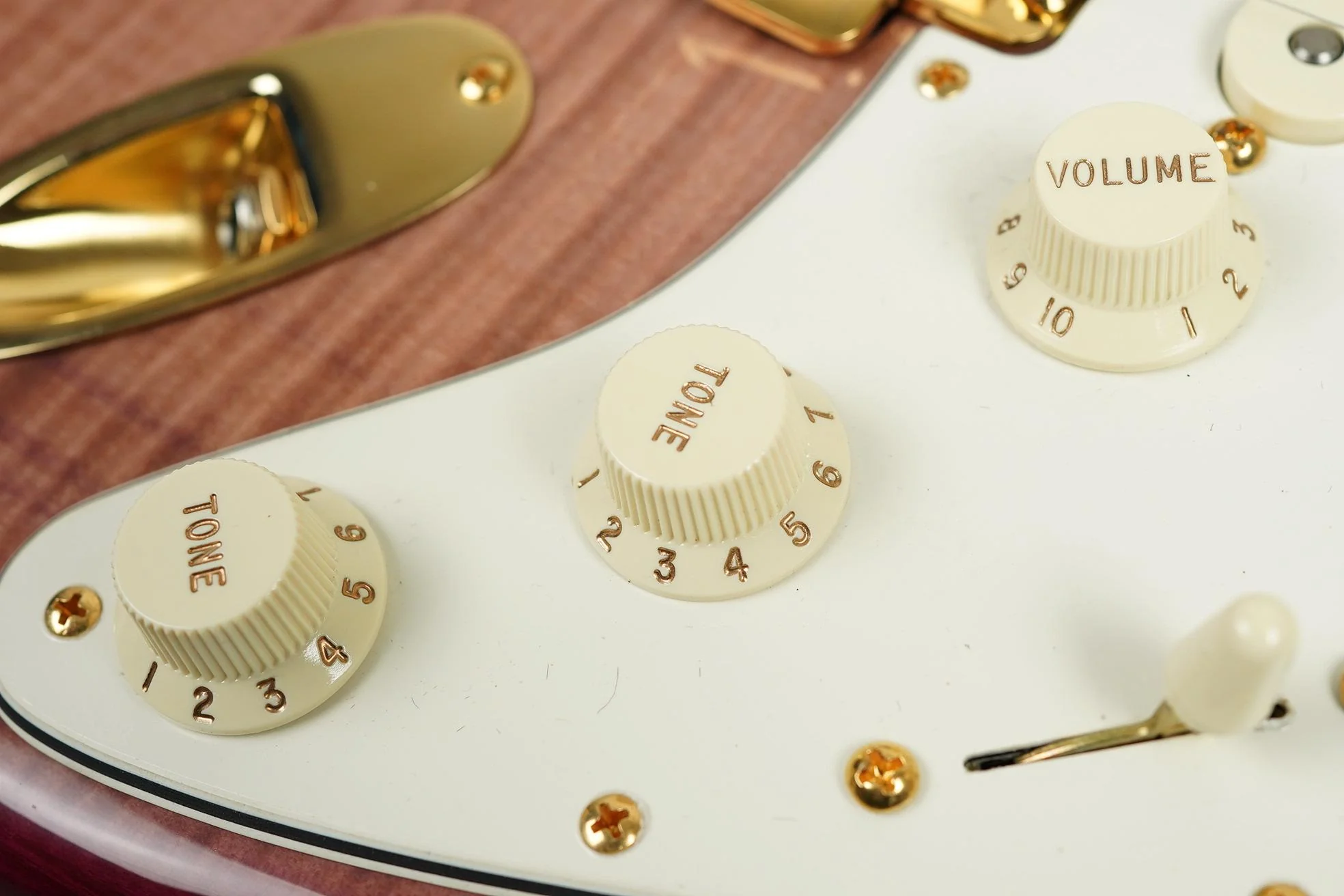 2006 Fender 60th Anniversary Presidential Stratocaster + OHSC + Candy - Image 32