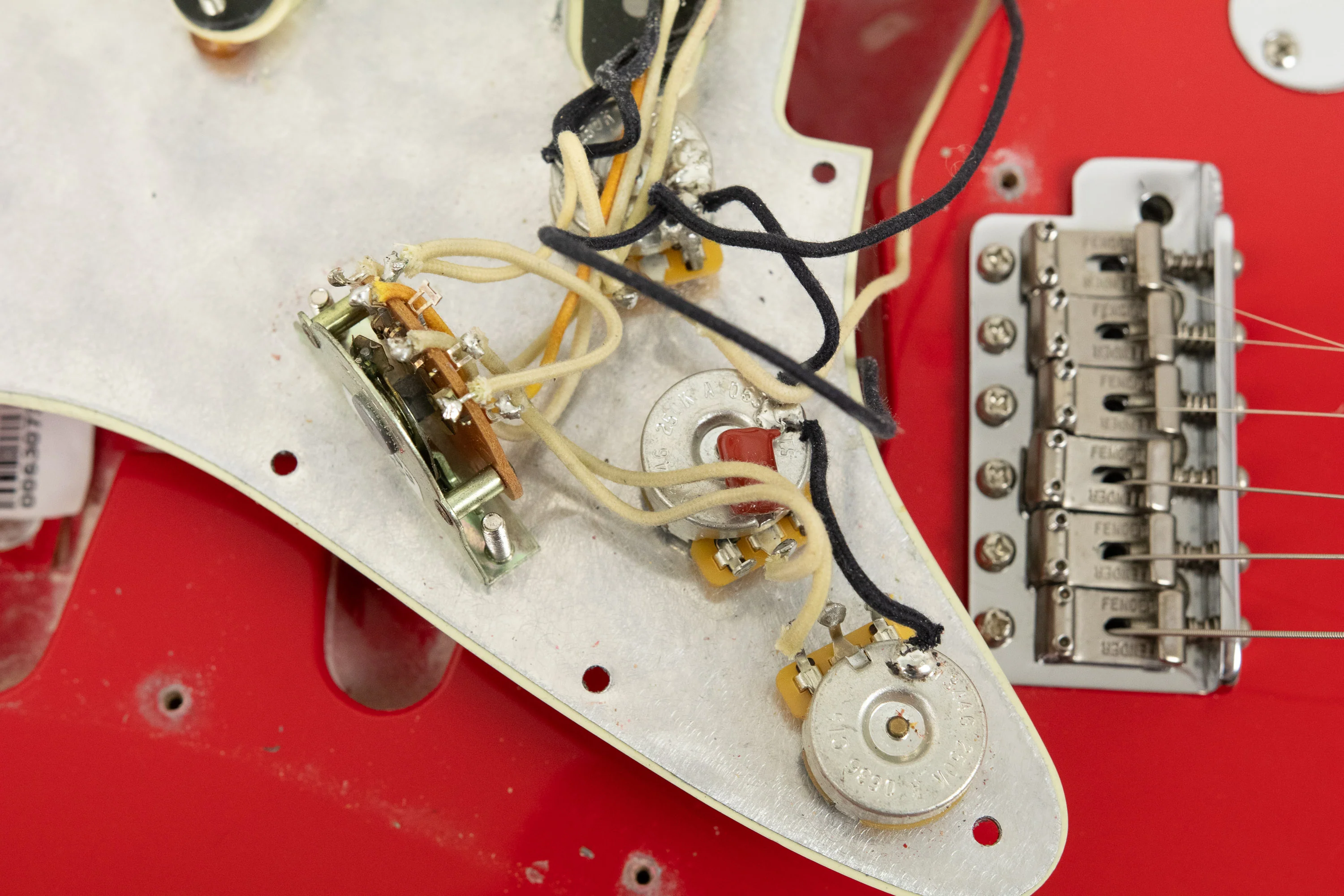 2006 Fender Mark Knopfler Signature Stratocaster, Hot Rod Red - Image 29