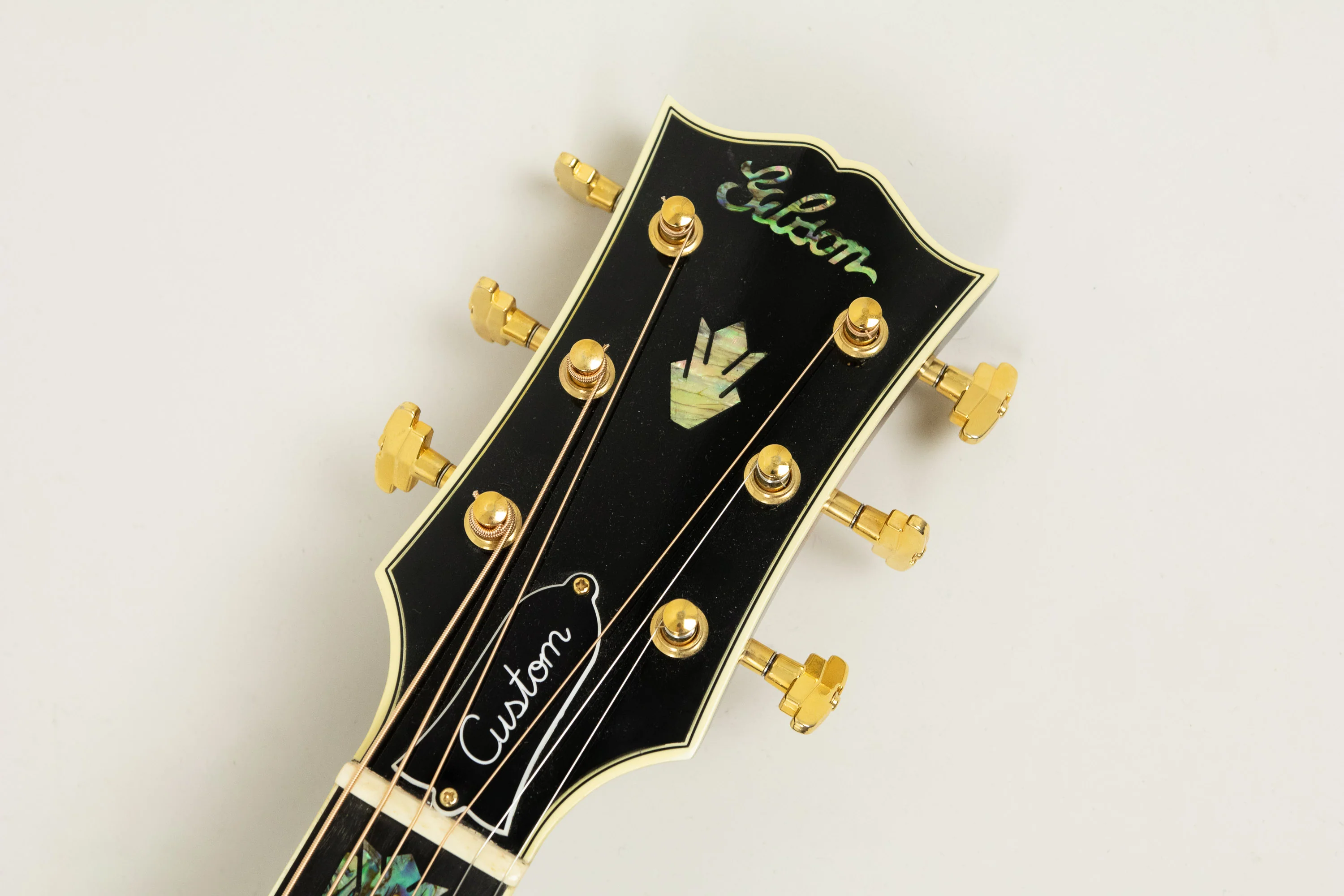 2010 Gibson Custom SJ-200 Custom, Rosewood, Sunburst - Image 10