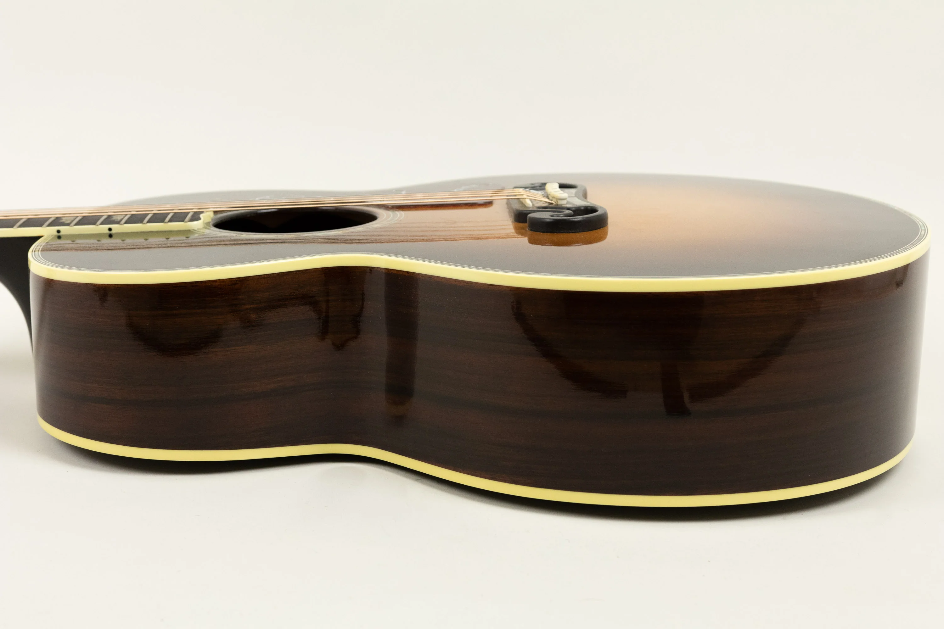 2010 Gibson Custom SJ-200 Custom, Rosewood, Sunburst - Image 17