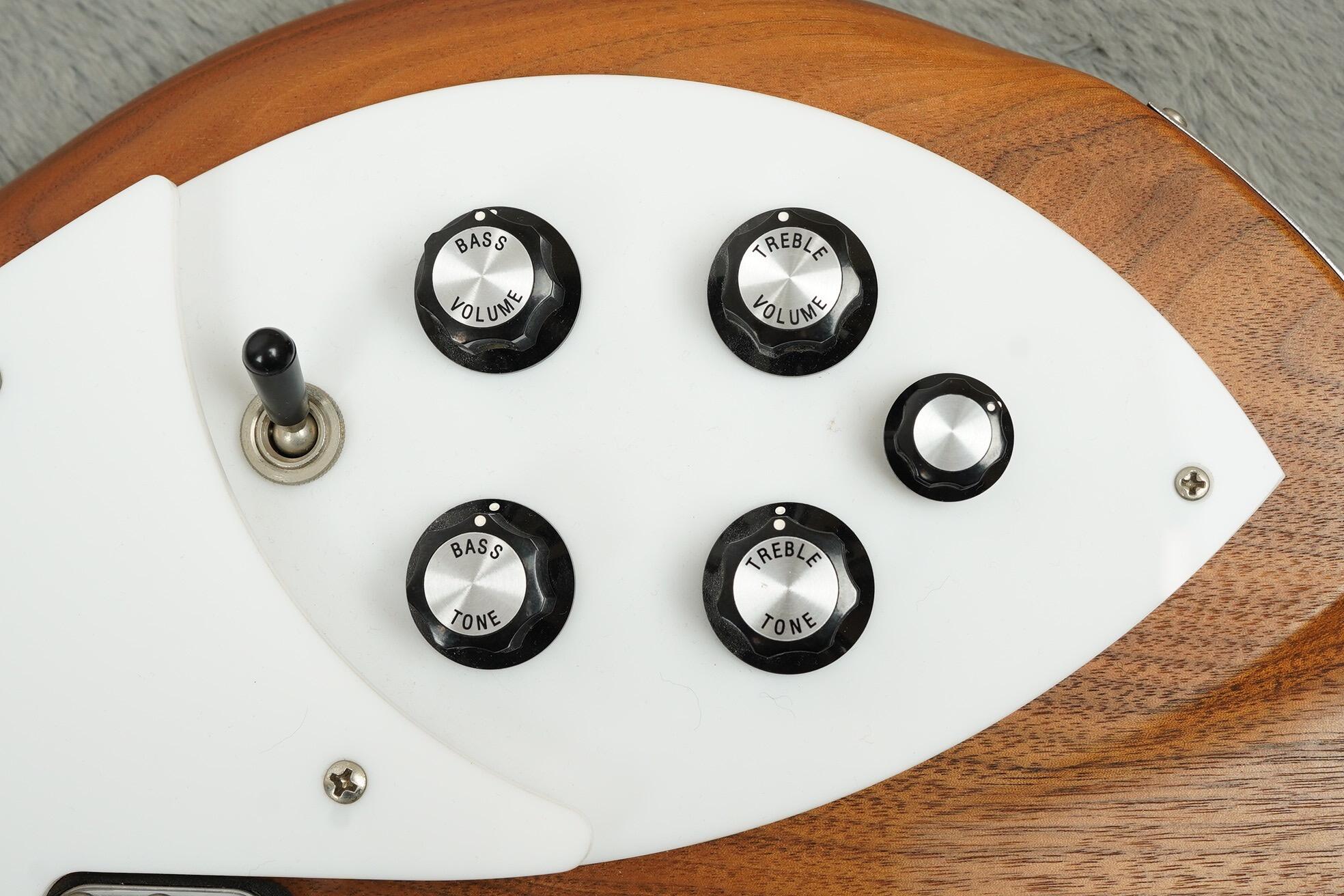 2018 Rickenbacker 360W + OHSC - Image 10