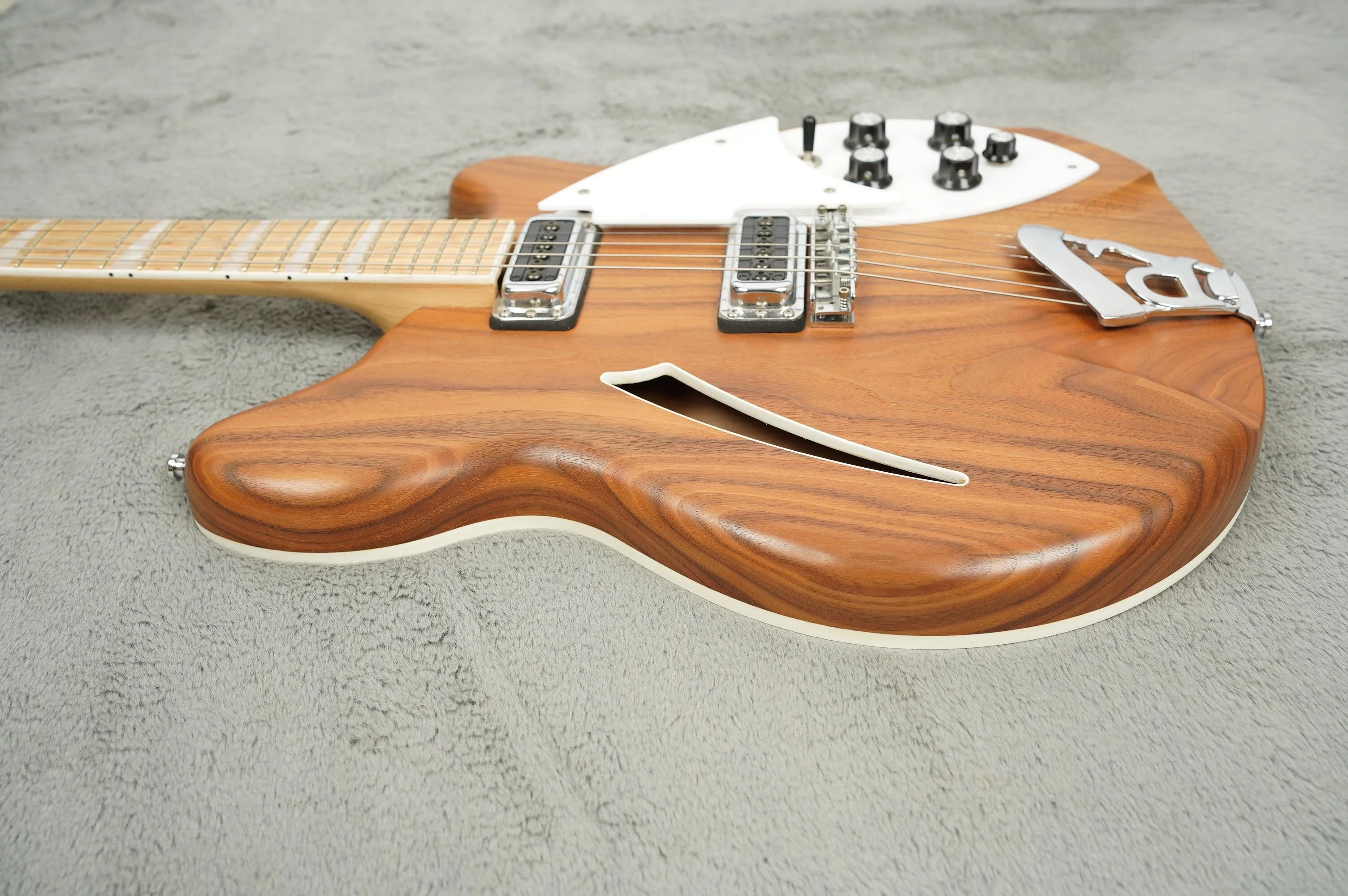 2018 Rickenbacker 360W + OHSC - Image 7