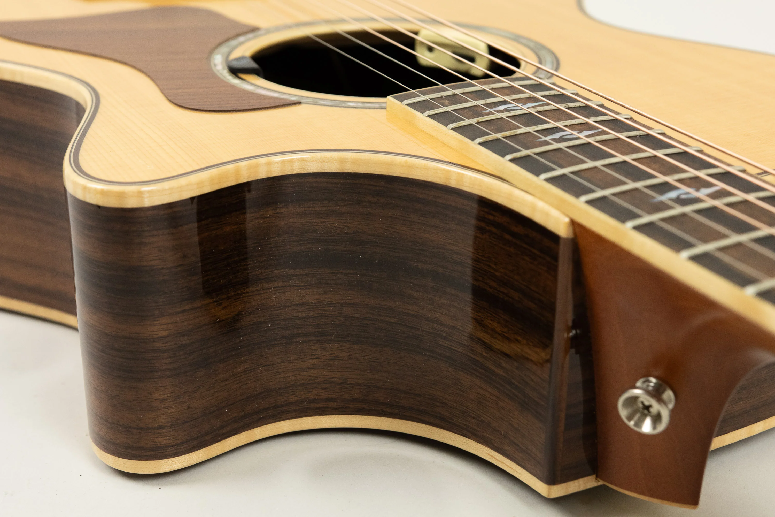 2018 Taylor 812CE - ex Martin Barre - Image 12