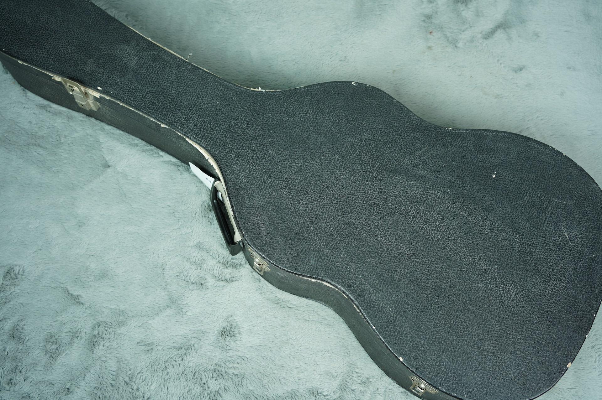 Manuel Ramundo Classical Guitar - Image 3